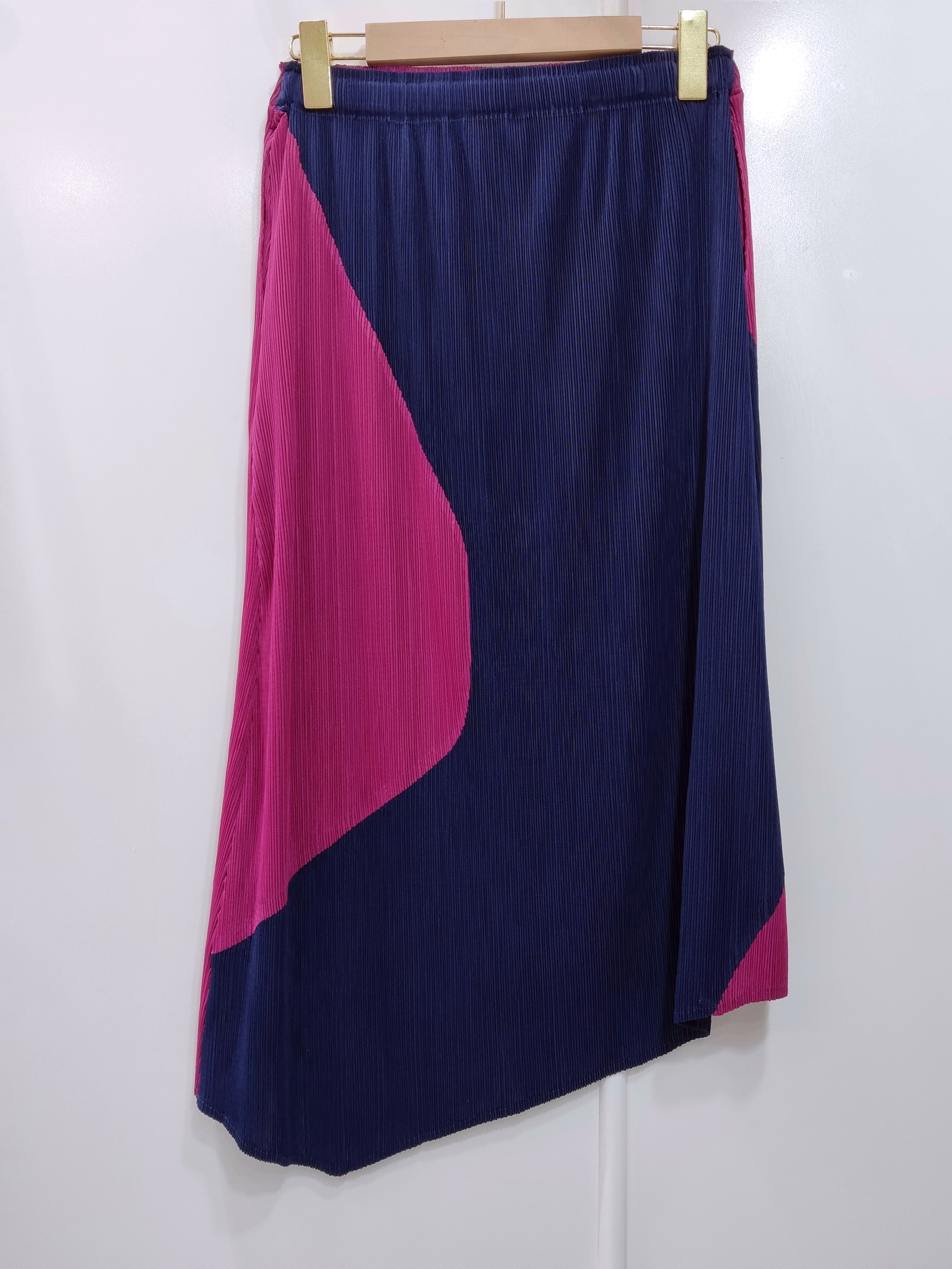 ปรับราคาลง20%!! ยาว 26นิ้ว! 2MUAY รุ่น GJO1090 กระโปรงพลีทคุณภาพ TWO TONE PLEATED SKIRT 6 สี FREE SIZE