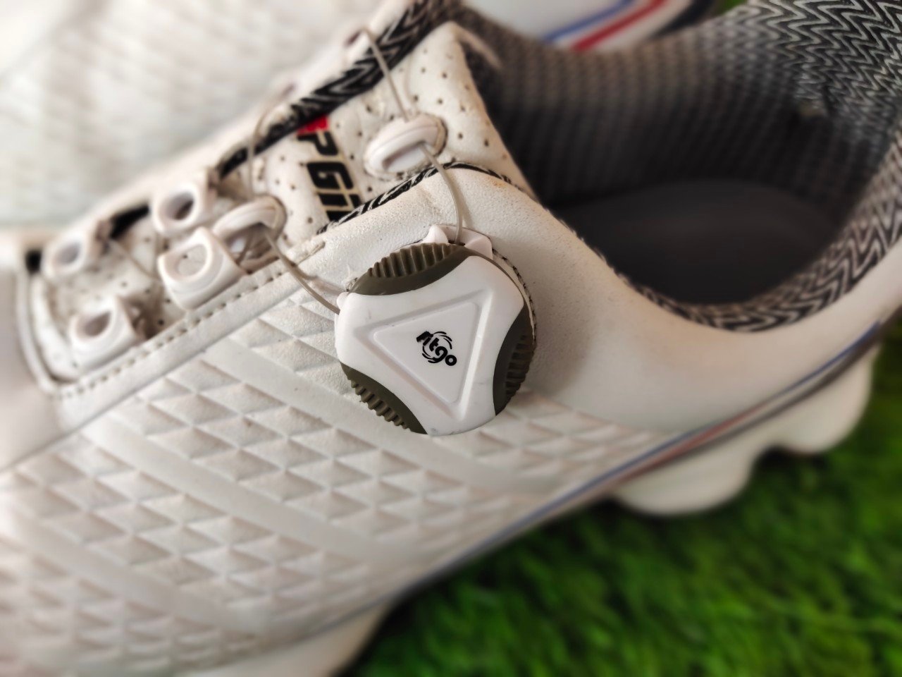 รองเท้ากอล์ฟ PGM ปุ่ม BOA มือสอง