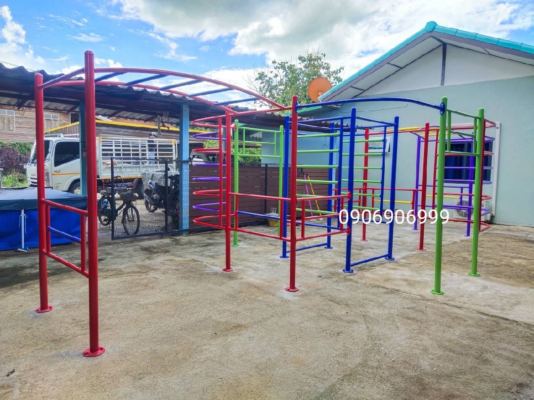 เครื่องเล่นสนามกลางแจ้ง สำหรับเด็กประถม ชุดปีนป่ายรวม บาร์โหนแสนสนุก ปีนป่ายเหล็ก เครื่องเล่นสนามเหล็ก รวม OutdoorPlayground, ราคาโรงงาน