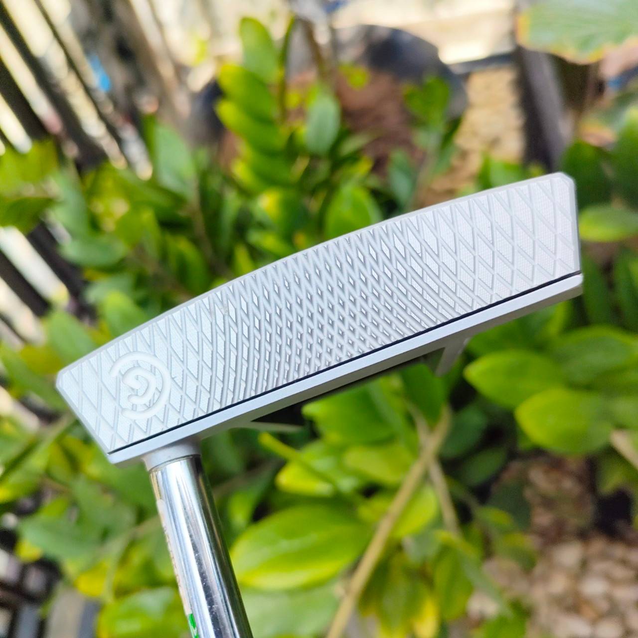 PUTTER Cleveland TFi 2135 RHO (satin) ความยาว 34 นิ้ว มาพร้อม COVER ตรงรุ่น!!! เกาะไลน์ นิ่งมาก และความคุมระยะได้ง่ายมาก ไม้กอล์ฟพรีเมี่ยมมือสอง ของแท้ By NakaraLuxurious