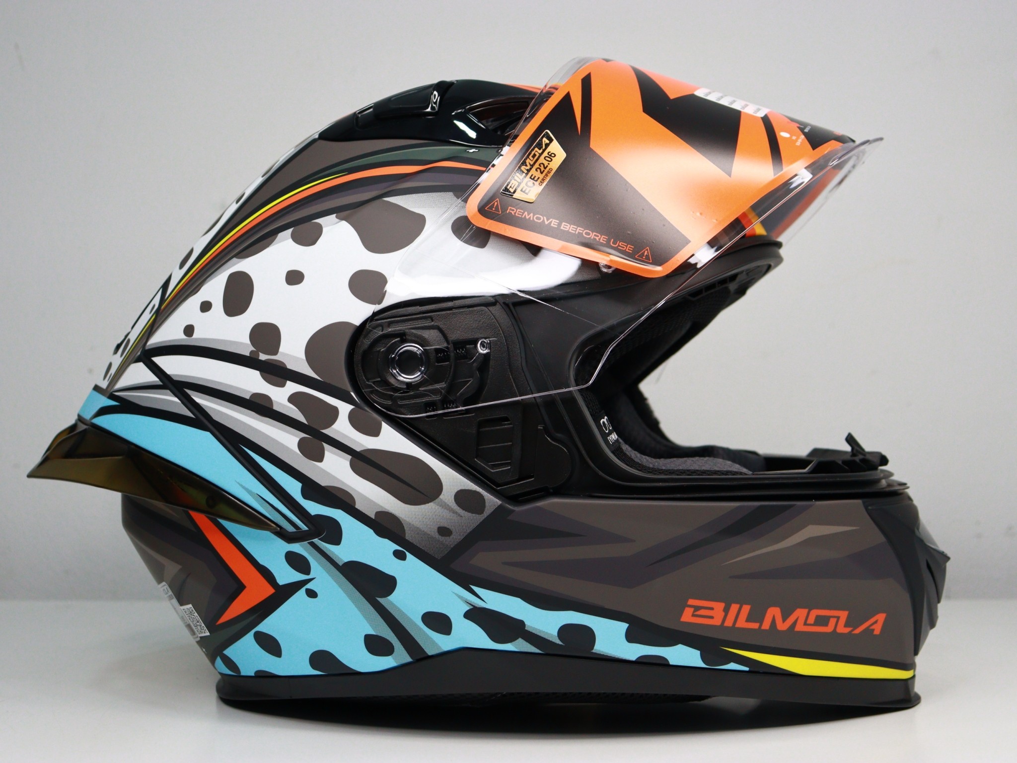 หมวกกันน็อค BILMOLA วันพีช รุ่น Veloce S(TRAFALGAR LAW) Size:S