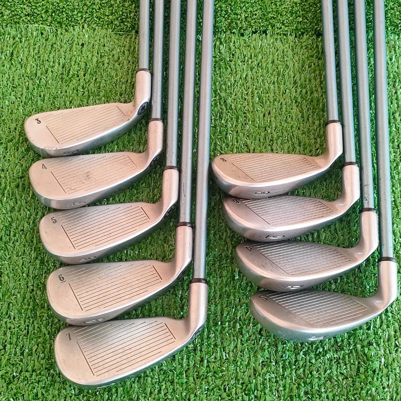 *** ไม้กอล์ฟสำหรับผู้หญิง *** ชุดเหล็ก CALLAWAY BIG BERTHA X-12 มีเหล็ก 3-9 เเละ PW SW ครบ 9 ชิ้น