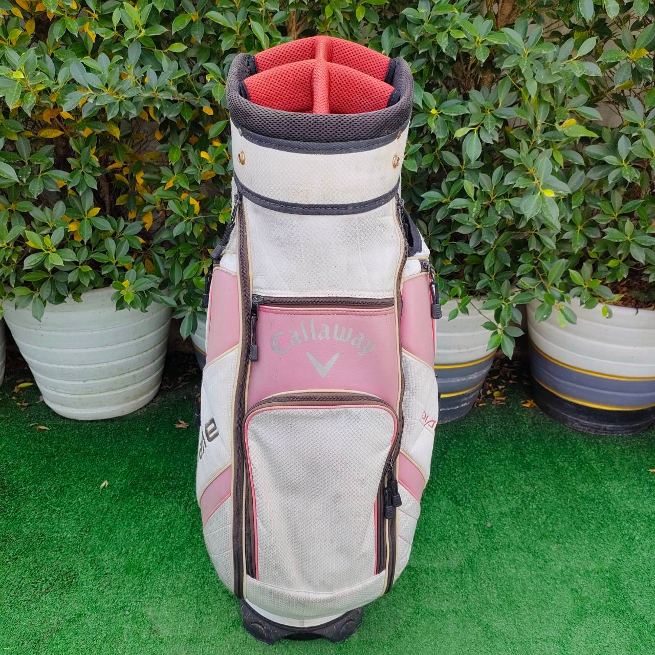 ถุงกอล์ฟ CALLAWAY แท้ DIABLO OCTANE มือสอง ใช้งานได้ปกติ สีเริ่มซีดครับ