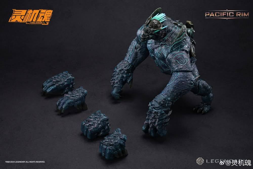 [สั่งจอง] Lingjihun : Pacific Rim - Kaiju Leatherblack (22 cm)