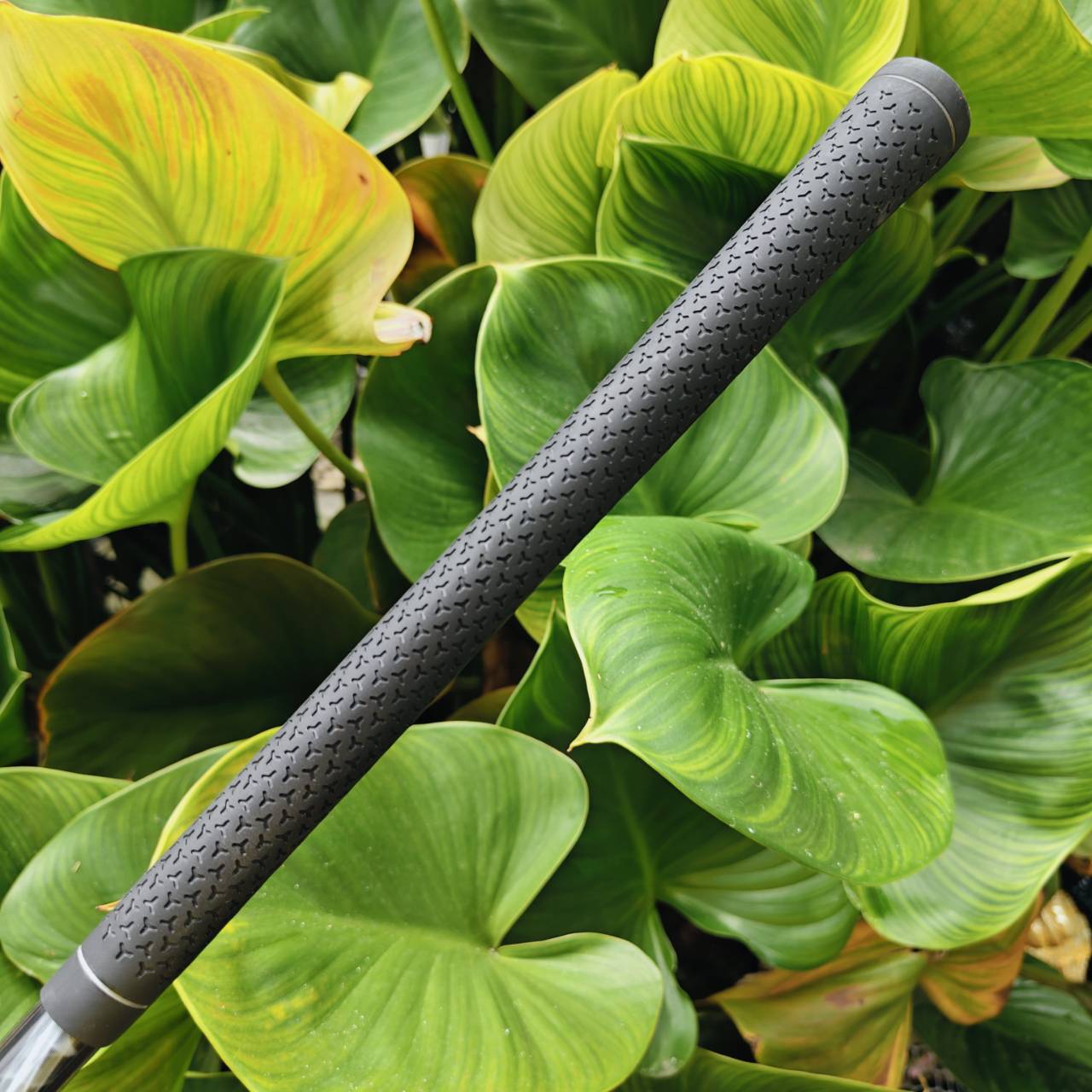 COBRA BAFFLER RAIL H U5 (25°) จุดเด่นคือ “รางใต้ sole” หรือ Baffler Rail Technology