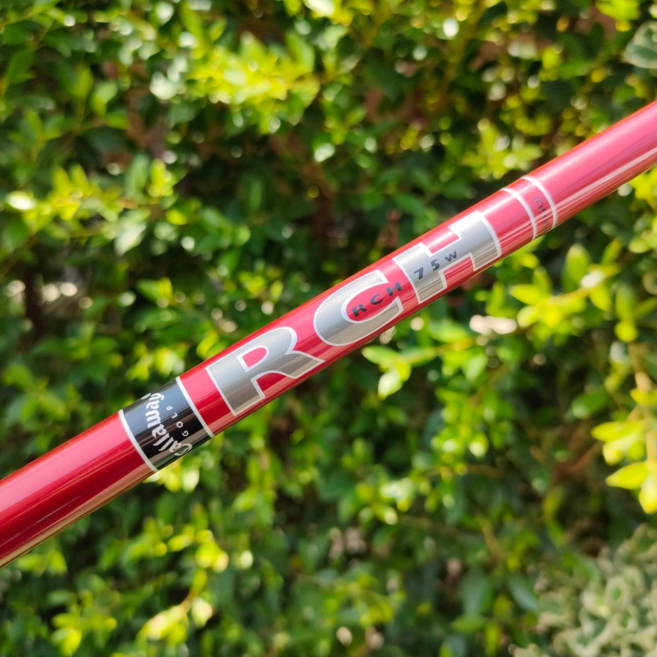 FW5 CALLAWAY BIG BERTHA TITANIUM องศา 18 ก้าน CALLAWAY RCH FLEX R ตัวนี้เป็นวัสดุไทเทเนี่ยม รุ่นใหม่ ผสานความเจ๋งของรุ่นคลาสสิค แต่พัฒนาขึ้นรอบด้าน รุ่นนี้ดีสุดๆครับ