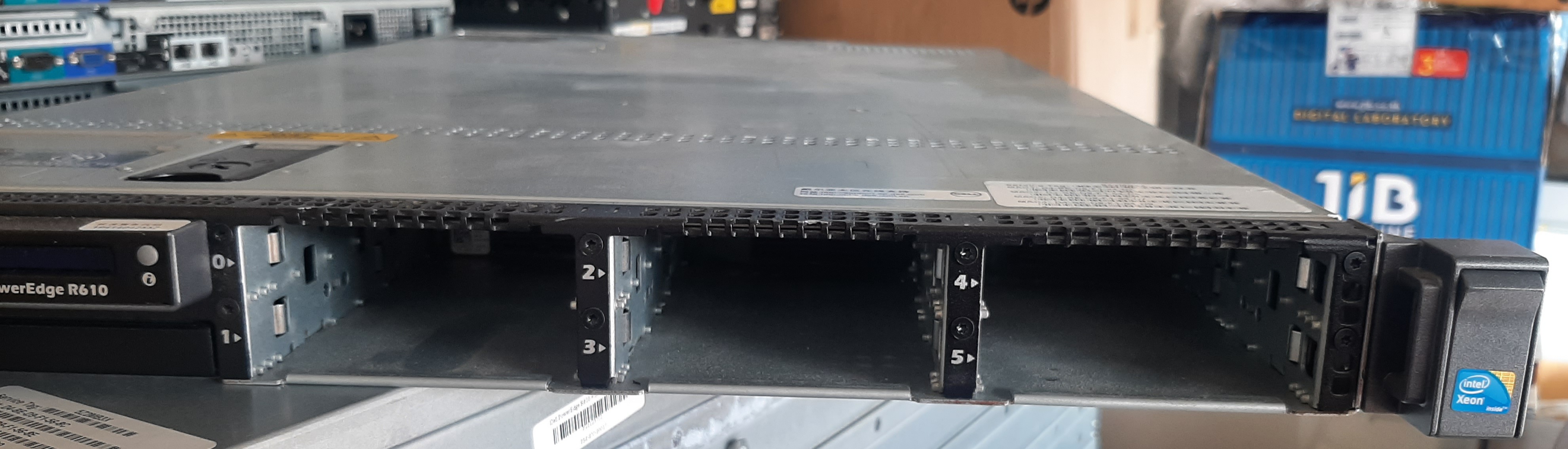 เซิร์ฟเวอร์มือสอง สภาพดี Dell PowerEdge R610 (X5650 Ram4GB HDD sas 2.5 300 GB x4 PSU x1) ประกัน 1 เดือน