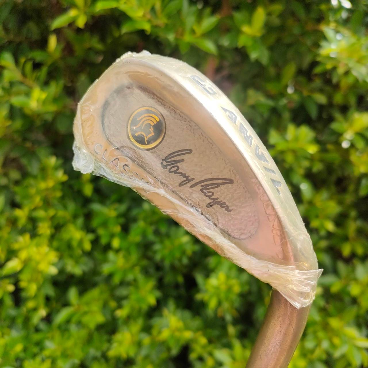 ชุดเหล็ก GARY PLAYER ANVIL CLASSIC ของใหม่!!! มีเหล็ก 3-9 เเละ PW SW ก้าน ANVIL HMG 45 FLEX C ก้านค่อนข้างอ่อน ตีสบายๆ!! ไม้กอล์ฟมือหนึ่ง ของแท้ BY NakaraLuxurious