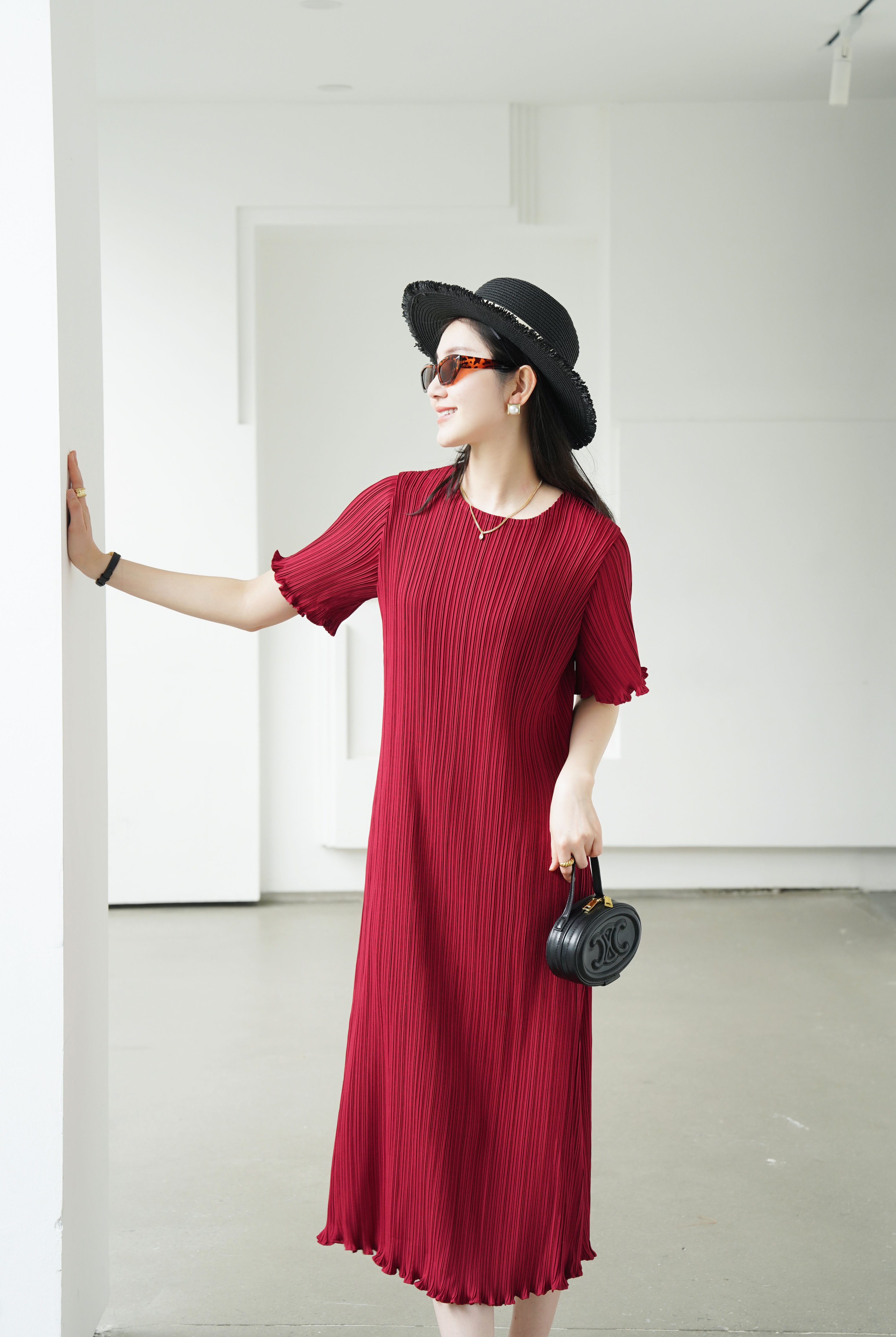 ปรับราคาลง20%!! 2MUAY รุ่น GJO5323 เดรสพลีทคุณภาพ GLAM SHORT SLEEVE PLEATED DRESS 7 สี FREE SIZE