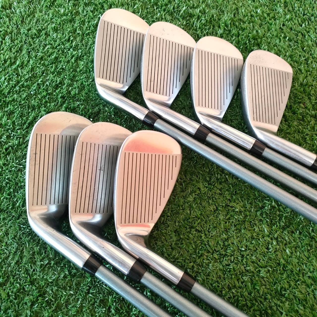 **ไม้กอล์ฟสำหรับผู้หญิง** ชุดเหล็ก TOPPOINT THE CHARGER 45 LADIES มีเหล็ก 5-9 เเละ PW SW ก้าน TOPPOINT CHARGER FLEX L สภาพสวย!! คุณผู้หญิงที่เริ่มตี จะตีง่ายไม่ท้อแท้!! ไม้กอล์ฟมือสอง ของแท้ BY NakaraLuxurious