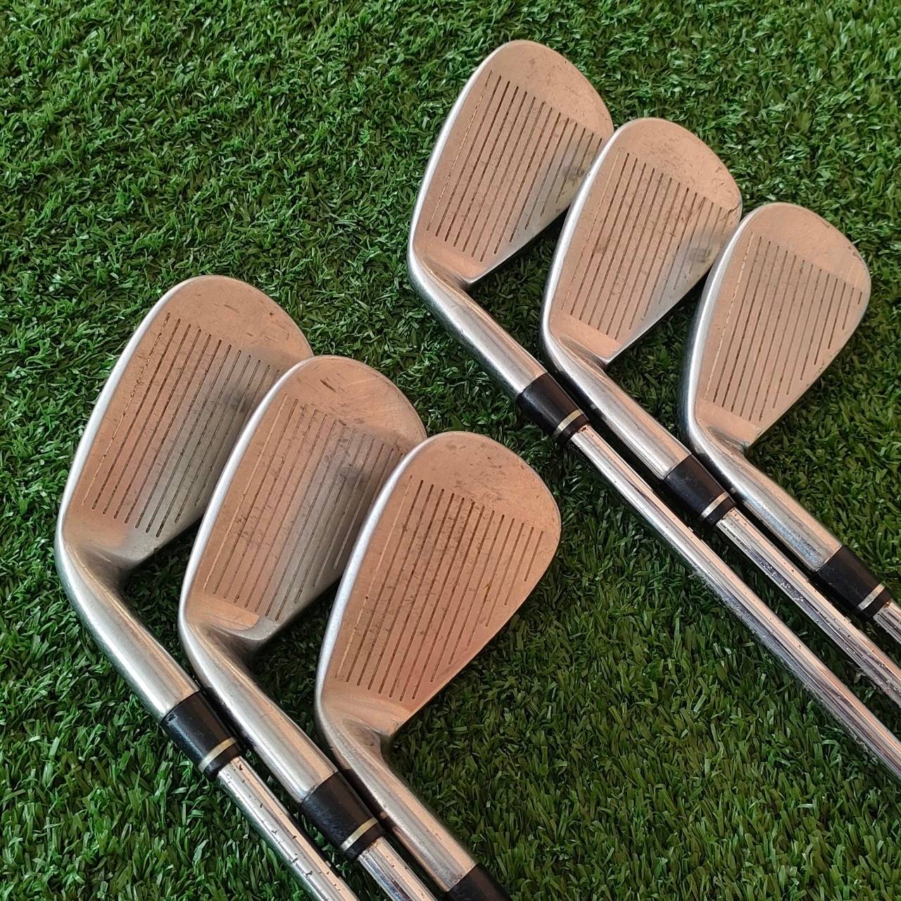 ชุดเหล็ก NIKE IGNITE มีเหล็ก 5-9 เเละ PW ก้าน IGNITE FLEX UNI ก้านสติ๊กเกอร์อยู่ครบ กริพ NIKE เดิมทั้งหมด