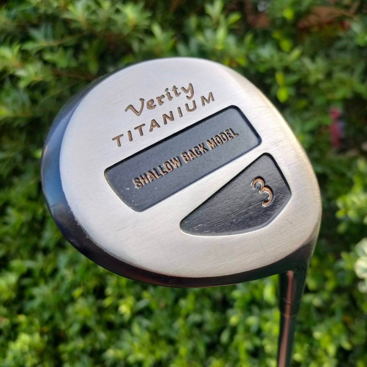 FW3 VERITY TITANIUM SHALLOW BACK MODEL ก้าน CARBOFIT EV -1PLUS แบรนด์ MARUMAN ไว้ใจได้!! ในเรื่องความตีไกล ตีง่าย MADE IN JAPAN ไม้กอล์ฟมือสอง ของแท้ BY NakaraLuxurious
