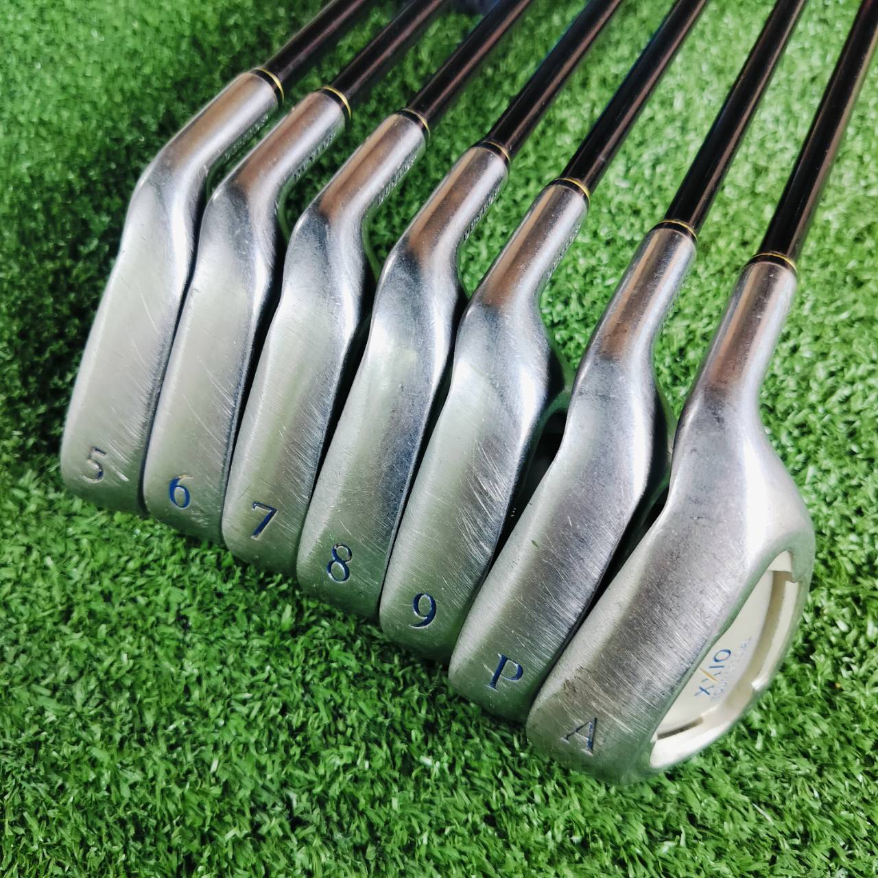 ชุดเหล็กหน้าเด้ง!!! ญี่ปุ่น XXIO TOUR SPEACIAL ก้าน XXIO MP100 FLEX R ตีดีมากๆ ด้วย CLAW UNDER CUT และมีแผ่นหน้าเด้งอีกชั้น ไม้กอล์ฟพรีเมี่ยมมือสอง ของแท้ By NakaraLuxurious