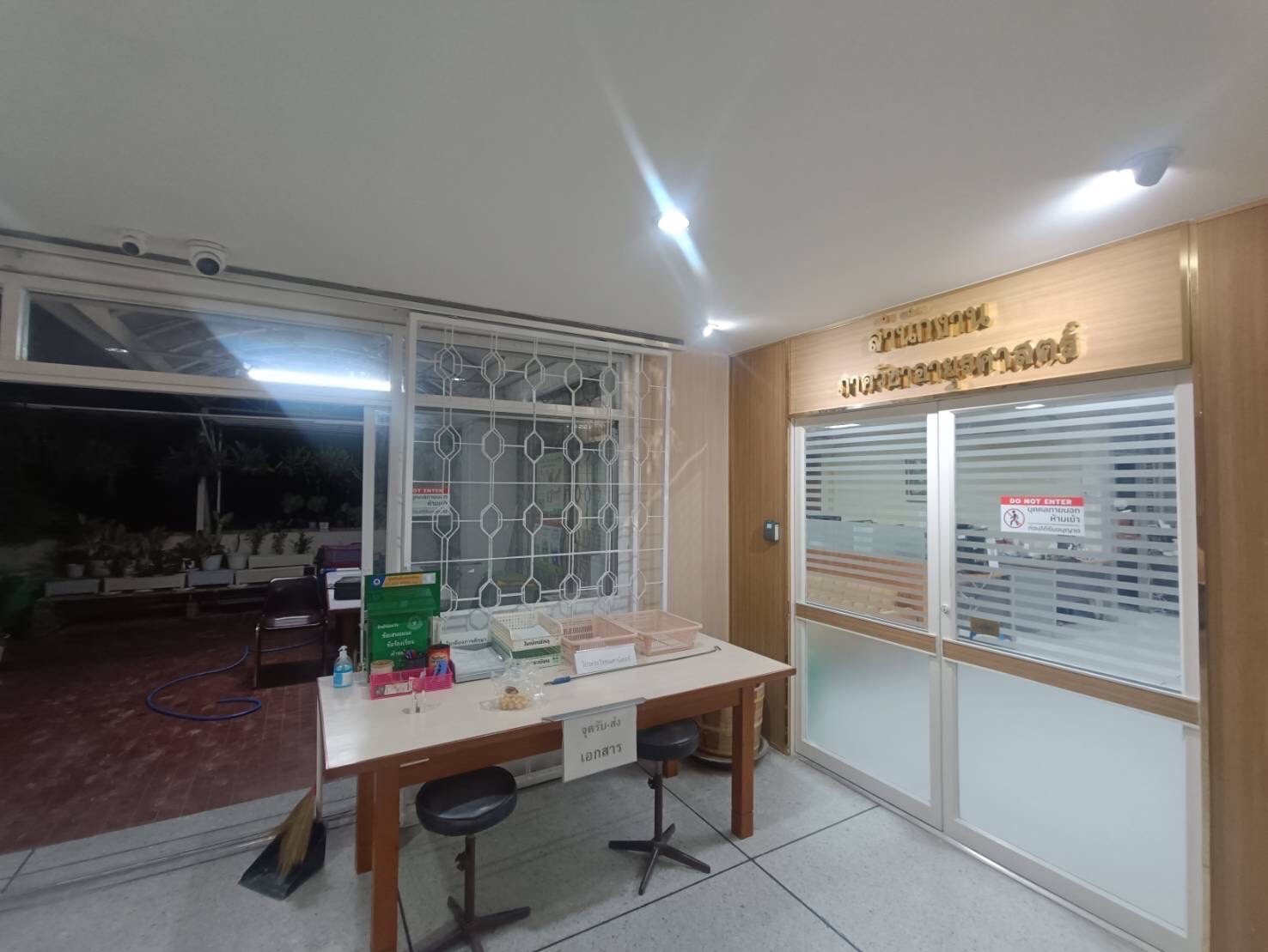 งานปรับปรุงโถงลิฟต์ รพ.ศิริราช (ตึกอัษฎางค์) ชั้น4