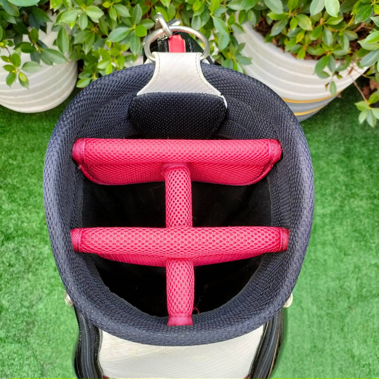 ถุงกอล์ฟ YAMAHA INPRES RMX มือสอง **มีตำหนิ คอพเวอร์ลอก**