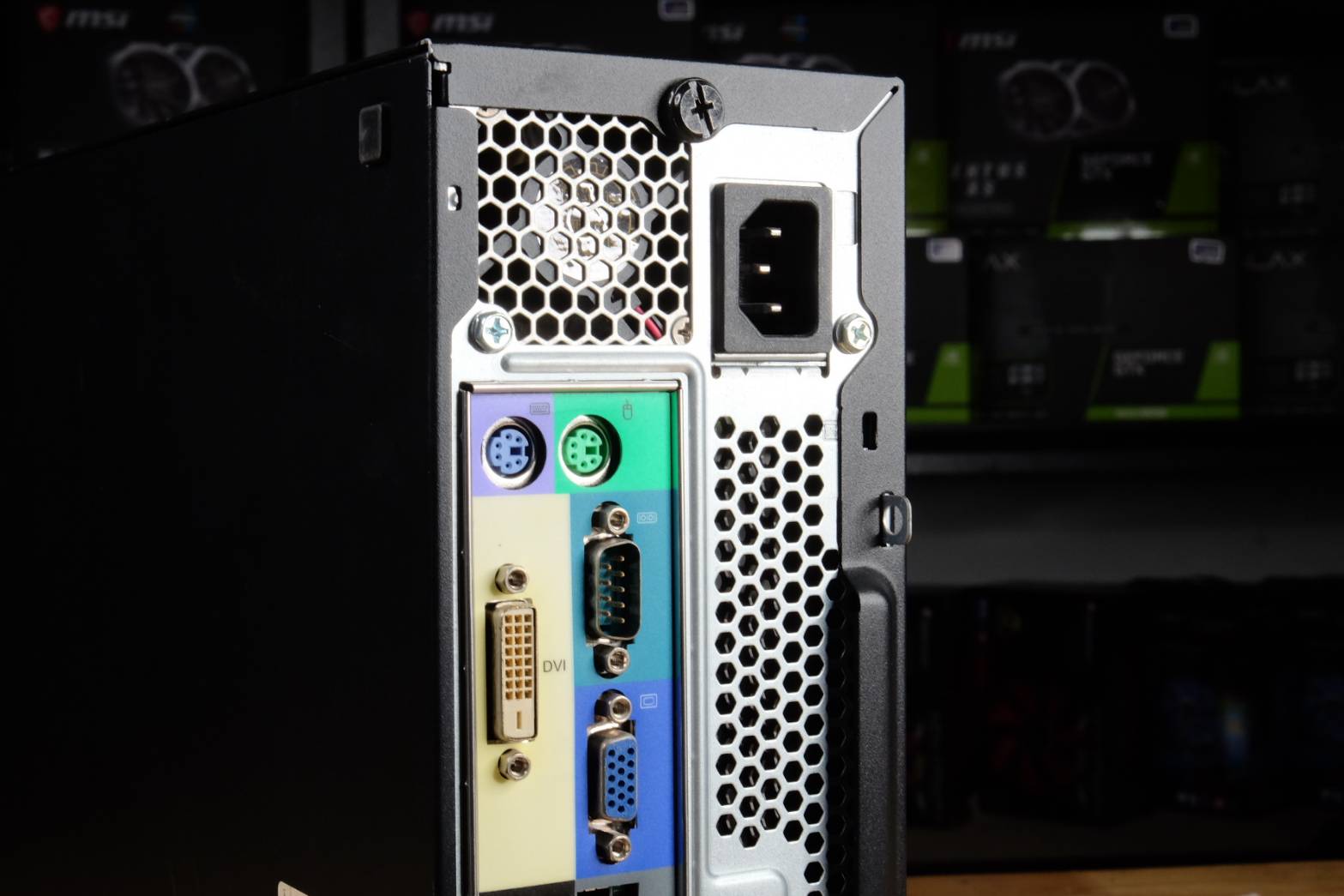 Acer Veriton SFF (Gen 2) คอมพิวเตอร์ ตั้งโต๊ะ