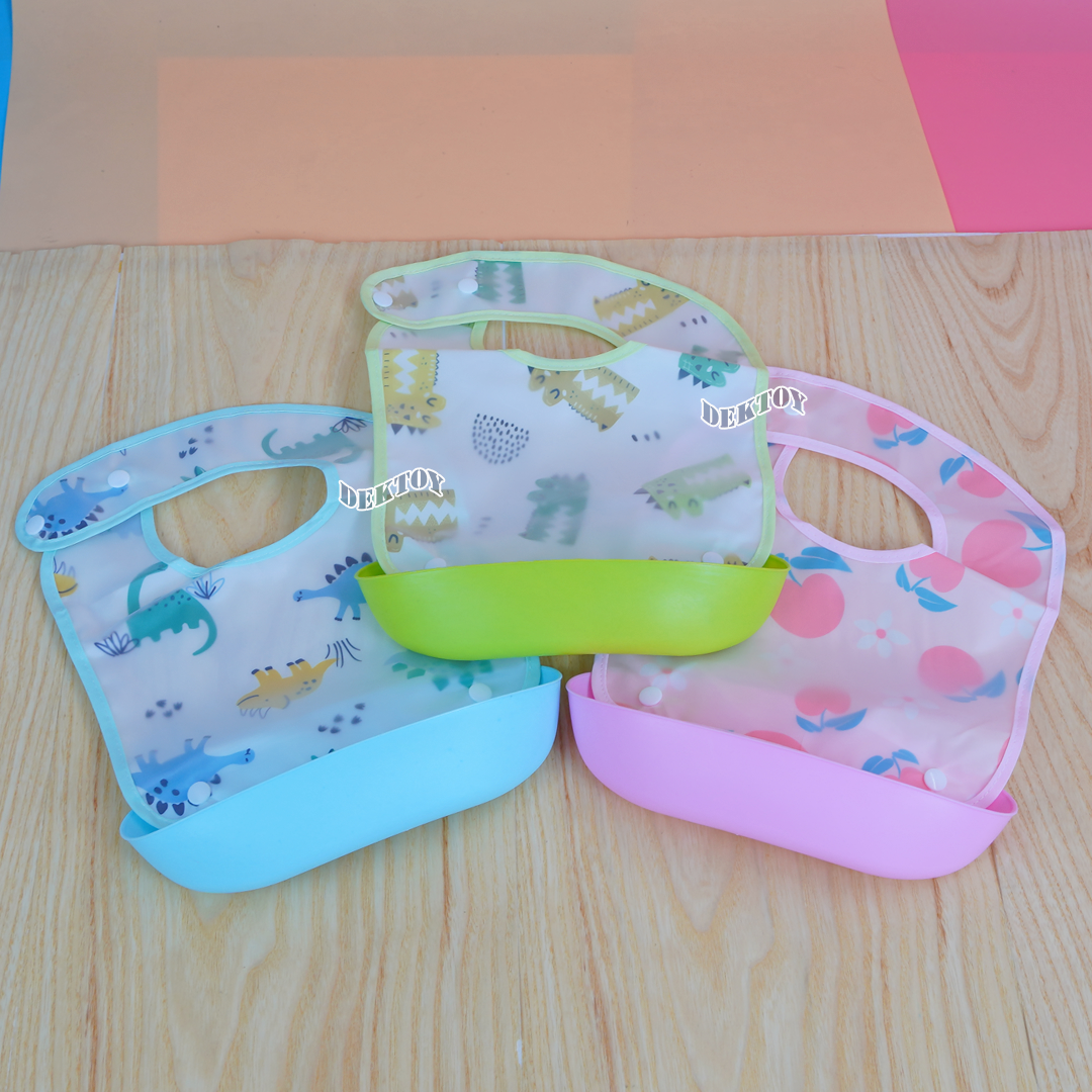 Gracekids เกรซคิดส์ ผ้ากันเปื้อนพลาสติกมีที่รองอาหาร กันเปื้อนเด็ก PVC ปรับขนาด2ระดับ