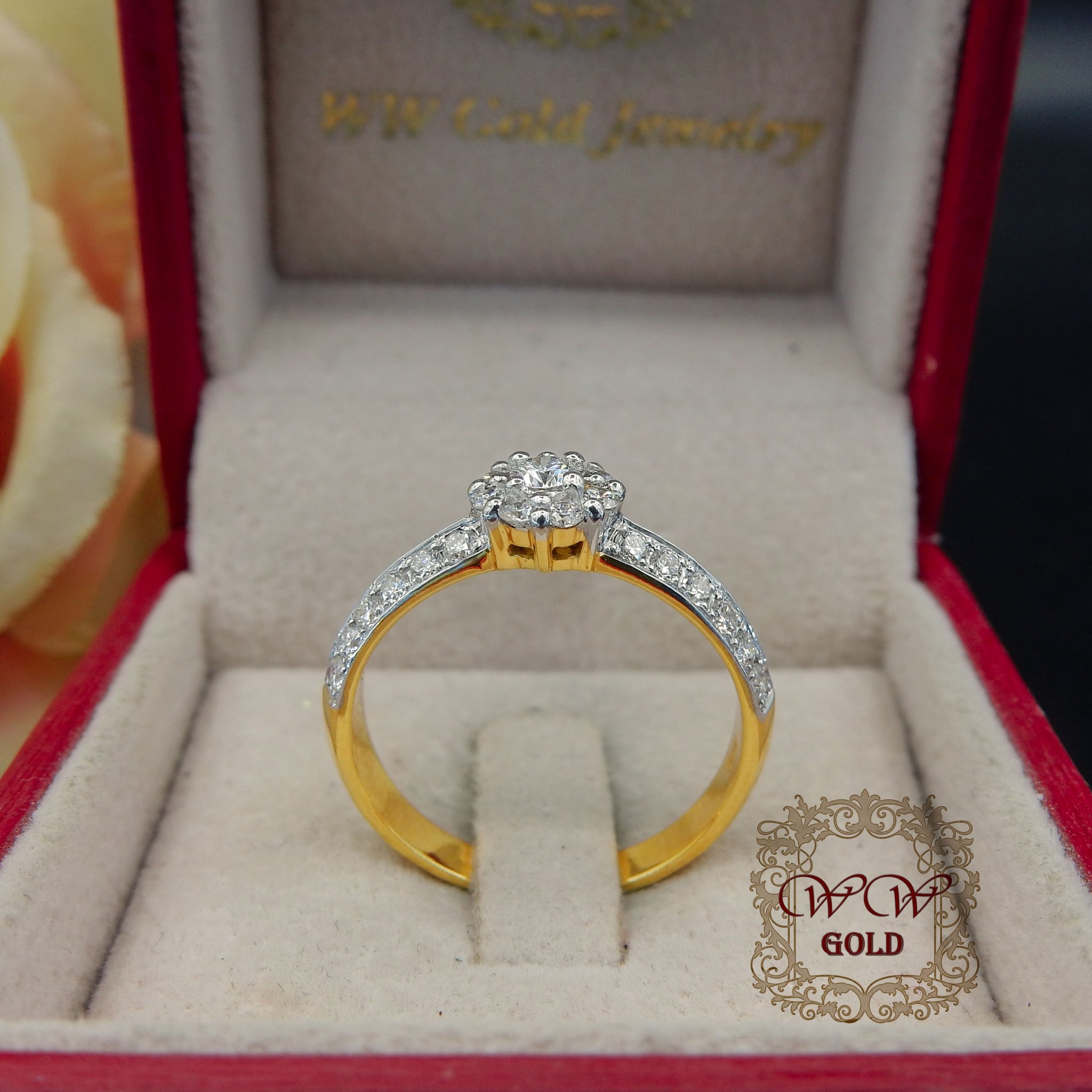 แหวนประกบดีไซน์ดอกไม้ ก้าน 2 แถว (เพชรเบลเยียมแท้)