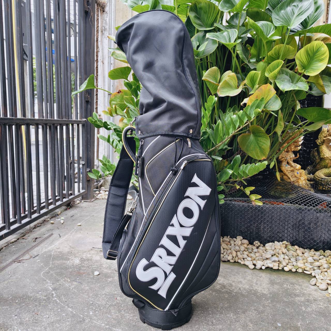 ถุงกอล์ฟ SRIXON มือสองจากญี่ปุ่น 🇯🇵 คุณภาพดีเกินราคา สภาพสวยพร้อมใช้งาน