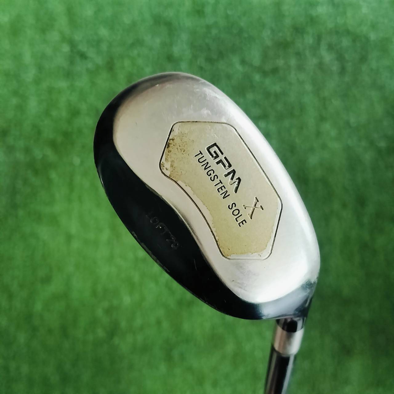 UT GPM X TUNGSTEN SOLE ก้าน GPM LOW TORQUE FLEX R ตีไกลมาก ด้วยพรีเมี่ยม ทังสเตน สร้างจุด CG ไว้อยู่ในจุดที่ดีที่สุด ไม้กอล์ฟพรีเมี่ยมมือสอง ของแท้ By NakaraLuxurious
