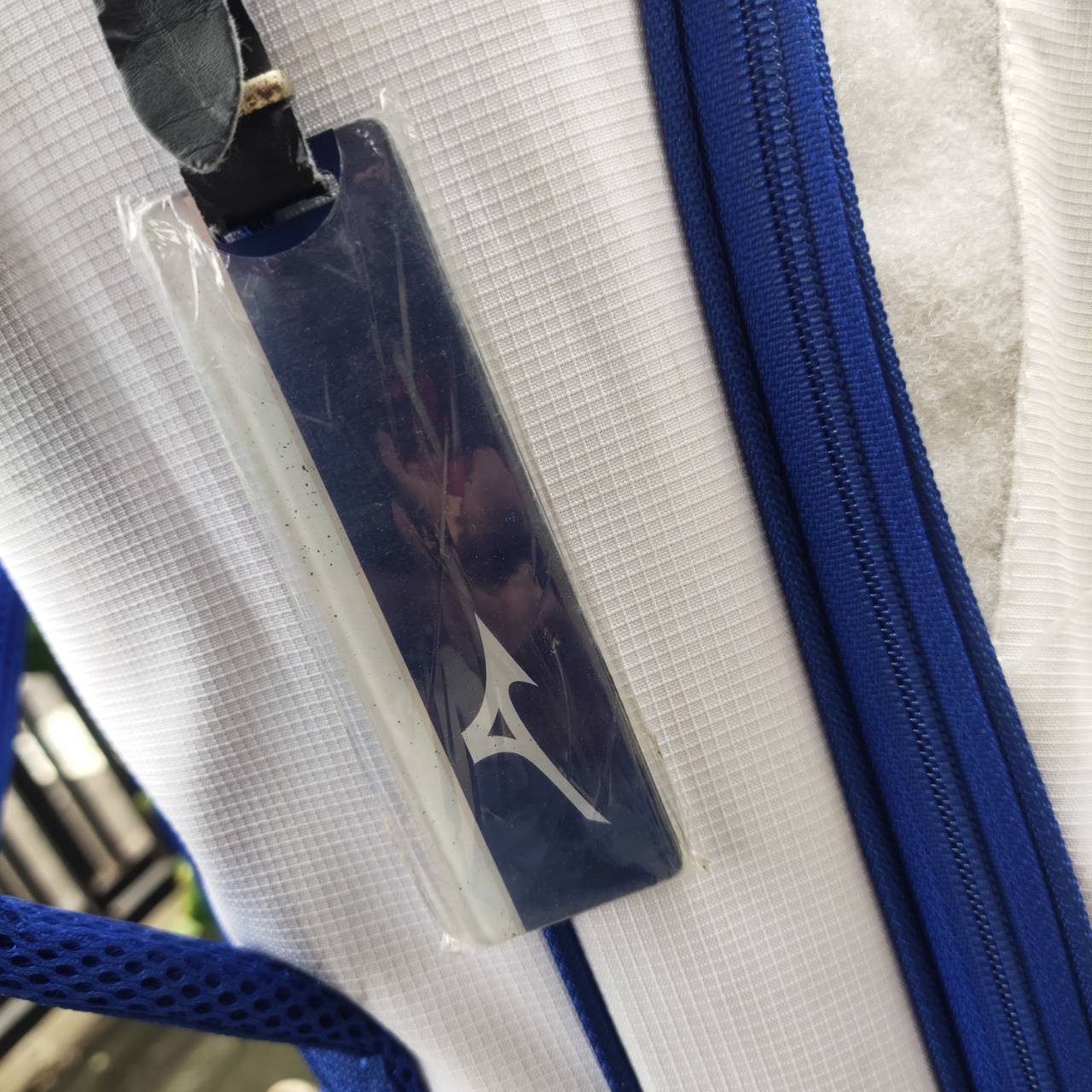 ถุงกอล์ฟ MIZUNO ขาตั้ง ของแท้ มือสอง! สีสวยสะดุดตา เอกลักษณ์ของ MIZUNO เห็นแล้วรู้เลย