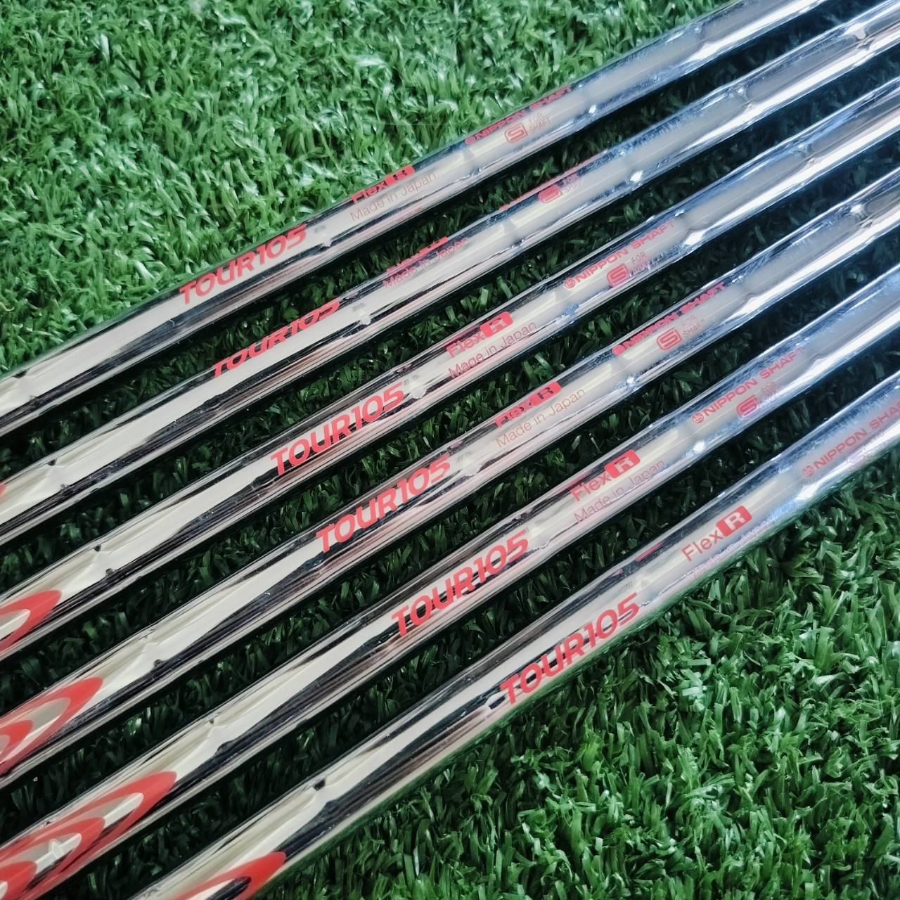 ก้าน NS PRO MODUS3 TOUR105 FLEX R คุณภาพสูงจัดๆ ติดกริพ GOLF PRIDE อย่างดี สวยจัด มาด้วยทั้งชุด คุ้มมาก!!! ความยาวเท่ากับเหล็ก 5 - 9 P มือสองสภาพงามๆ ราคานี้สุดช๊อค!!!
