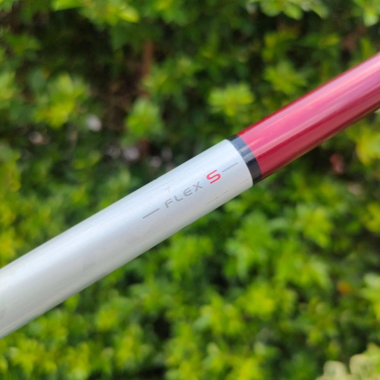 FW3 TAYLORMADE R9 องศา 15 ก้าน FUJIKURA MOTORE FLEX S หัวแบนๆ ตีดีมากๆๆๆ ตีโดนง่ายและ ได้ระยะมาก เสียงเพราะใส ก้านพรีเมี่ยม ไม้กอล์ฟ มือสอง ของแท้ BY NakaraLuxurious