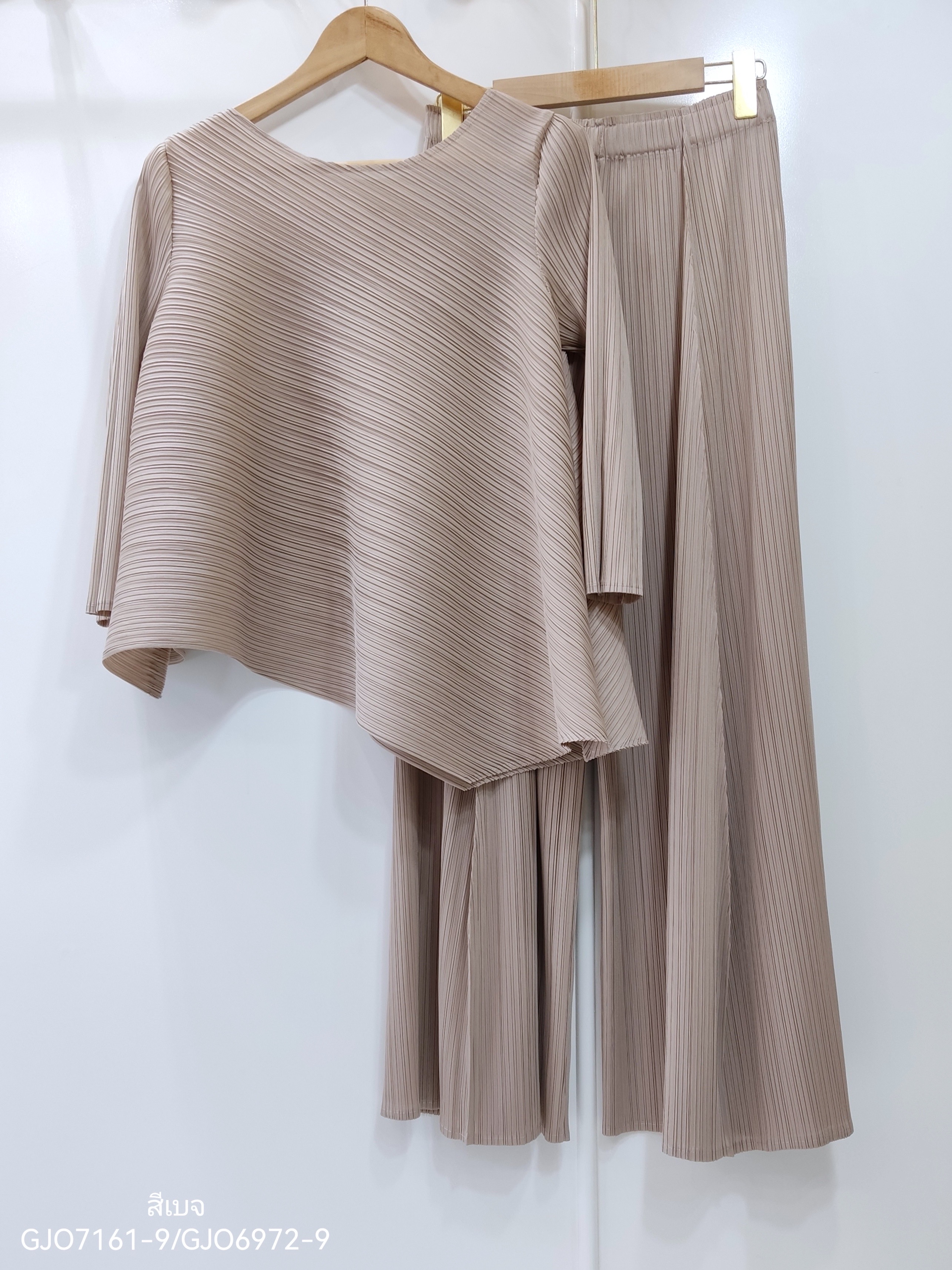 กก ยาว 37.5นิ้ว 2MUAY รุ่น GJO7161 / GJO6972 ASYMMETRIC PLEATED SET ชุดอัดพลีท เซ็ตพลีทคุณภาพ 5สี FREE SIZE