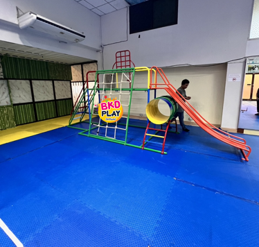 ชุดรวม E เชือกถักใหญ่ ประกอบด้วยสไลเดอร์ชิงช้าปีนป่ายแป้นบาสและถังลอดถ้ำ กระดานลื่นเหล็ก เครื่องเล่นสนามกลางแจ้ง เครื่องเล่นสนามเหล็ก OutdoorPlayground,ผลิตเครื่องเล่นสนาม,เครื่องเล่นในสนามเด็กเล่น,เครื่องเล่นงบสพฐ.,ประชารัฐ, ราคาโรงงาน