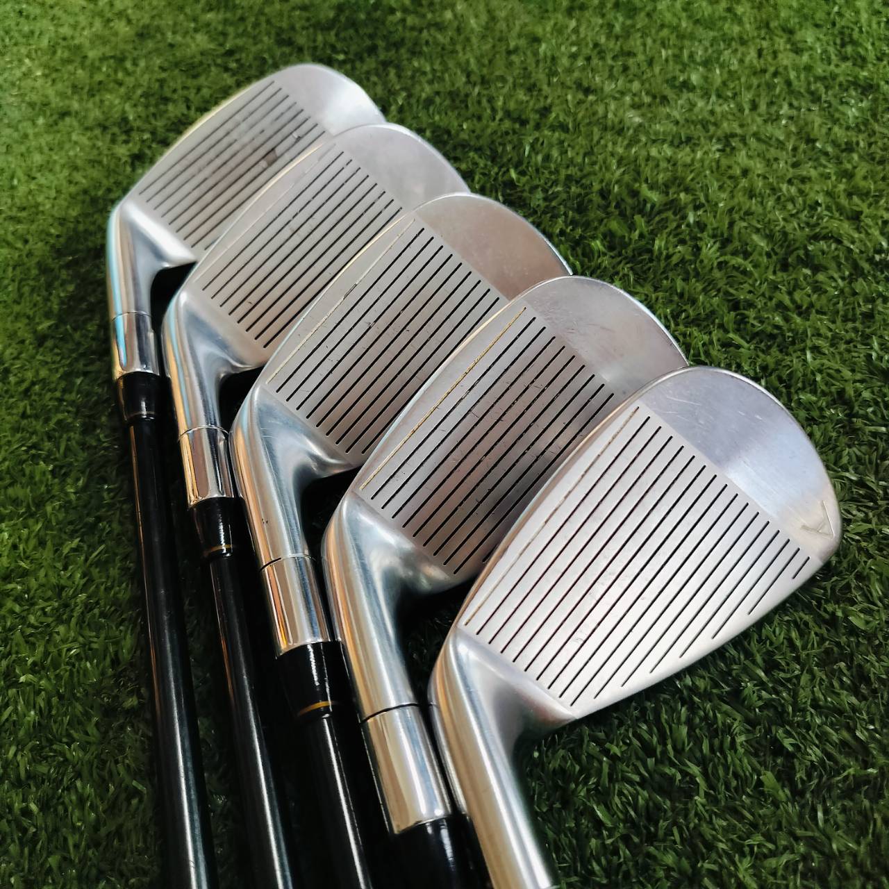 ชุดเหล็ก Finest Instrument PRGR Dream Iron PRGR egg Luxury 5 piece set เป็นชุดเหล็กสั้น มีเหล็ก 7-9 เเละ PW AW ก้าน DATA065 WT-67 Tq-3.1 Kp-H วัสดุพรีเมี่ยมญี่ปุ่น ไม้กอล์ฟมือสอง ของแท้ BY NakaraLuxurious