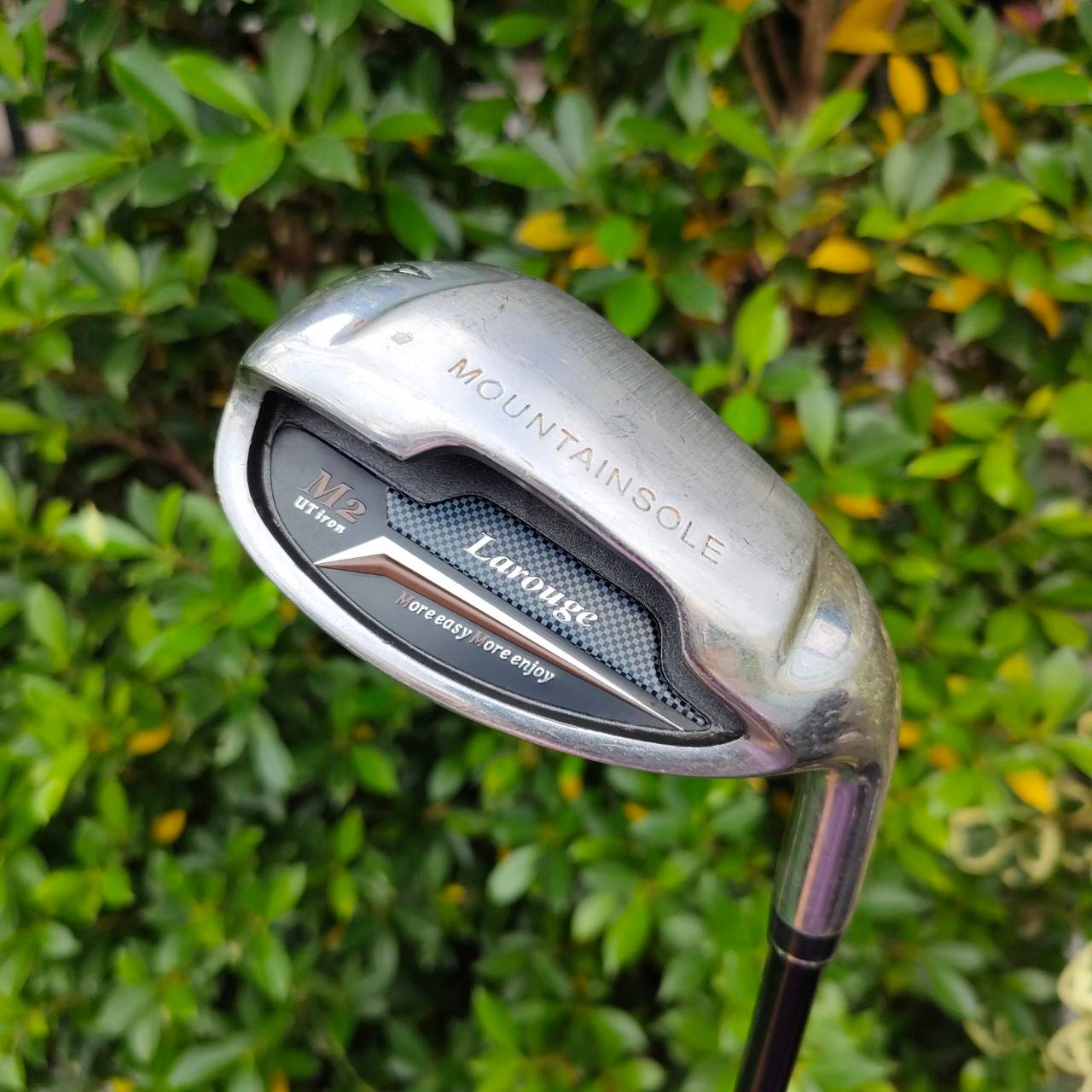 เหล็ก AW LAROUGE MOREEASY MOREENJOY ก้าน FD-60I FLEX R องศา 52 ชิพง่ายๆ โดยเฉพาะในรัฟ ลดอาการฉึก ได้ดีมาก พรีเมี่ยมญี่ปุ่นครับ