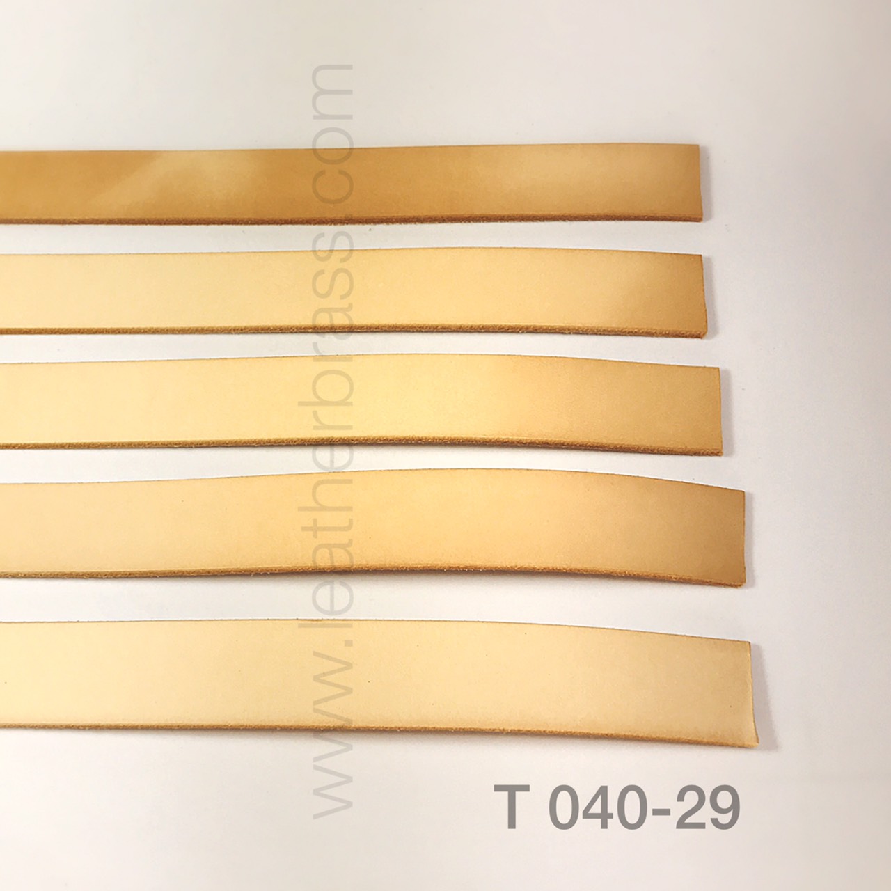 T040 เส้นเข็มขัด หนังฟอกฟาดอิตาลี่ (Italian Vegetan Leather) อุปกรณ์งานหนัง leatherbrass**ราคาต่อเส้น**
