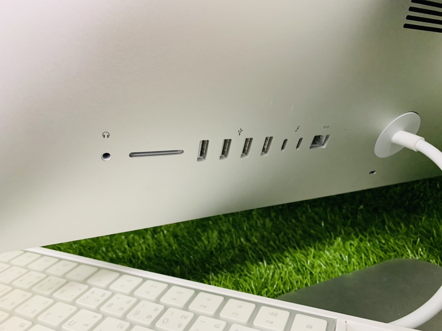 Apple iMac 2019" - 21.5 inch All in one คอมพิวเตอร์ออลอินวัน