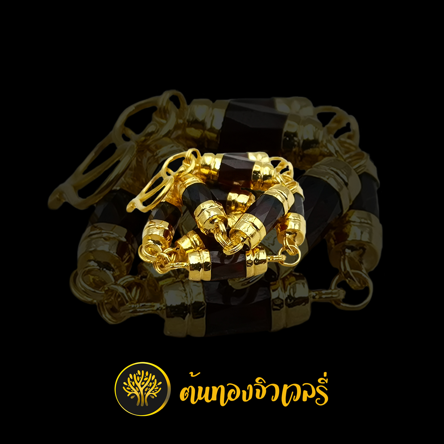 สร้อยข้อมือโกเมน เนี๊ยบๆสวยๆ มีมาเรื่อยๆเลย แต่รับประกันความสวยเหมือนเช่นเคย