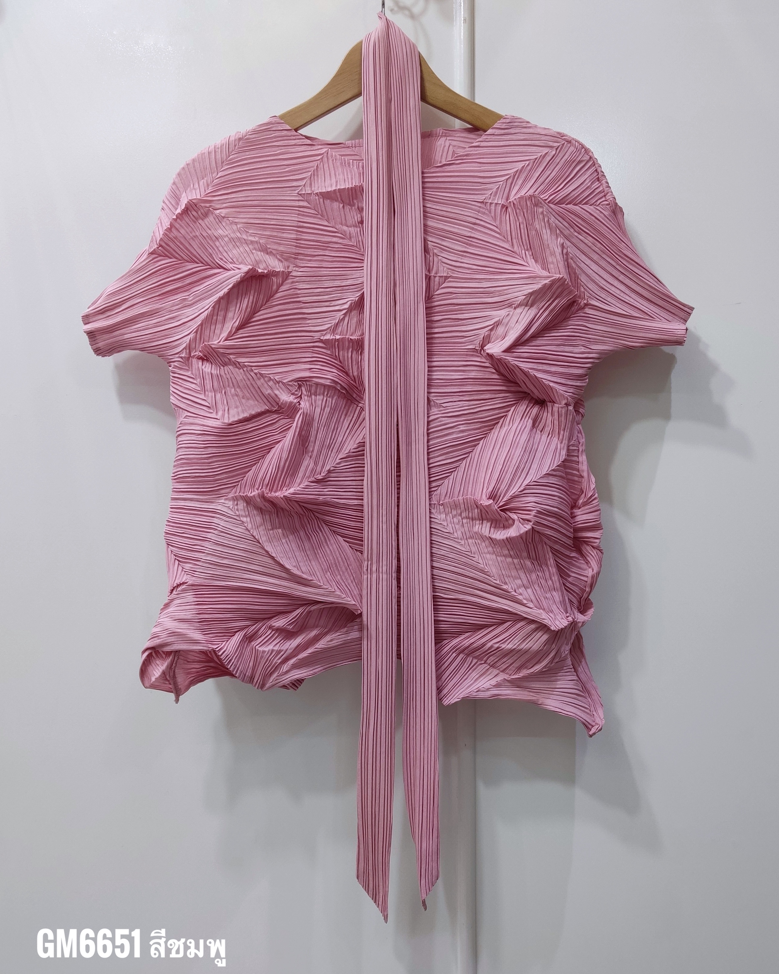 อกถึง 42 นิ้ว 2MUAY รุ่น GM6651 เสื้ออัดพลีท SHORT SLEEVE ZIG ZAG PLEATED TOP 15 สี FREE SIZE