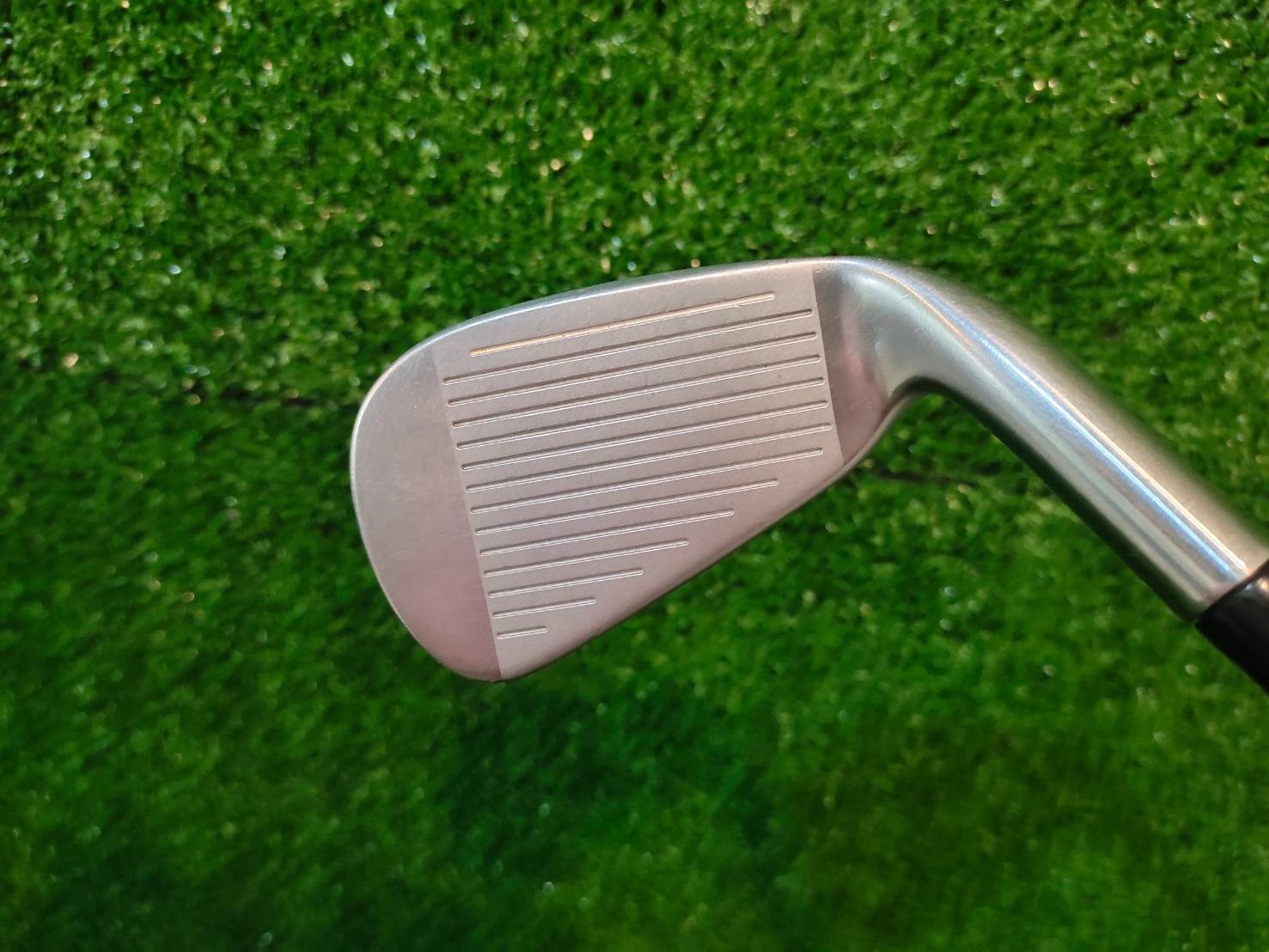 ไม้กอล์ฟมือซ้าย ชุดเหล็ก Taylormade TOUR BURNER