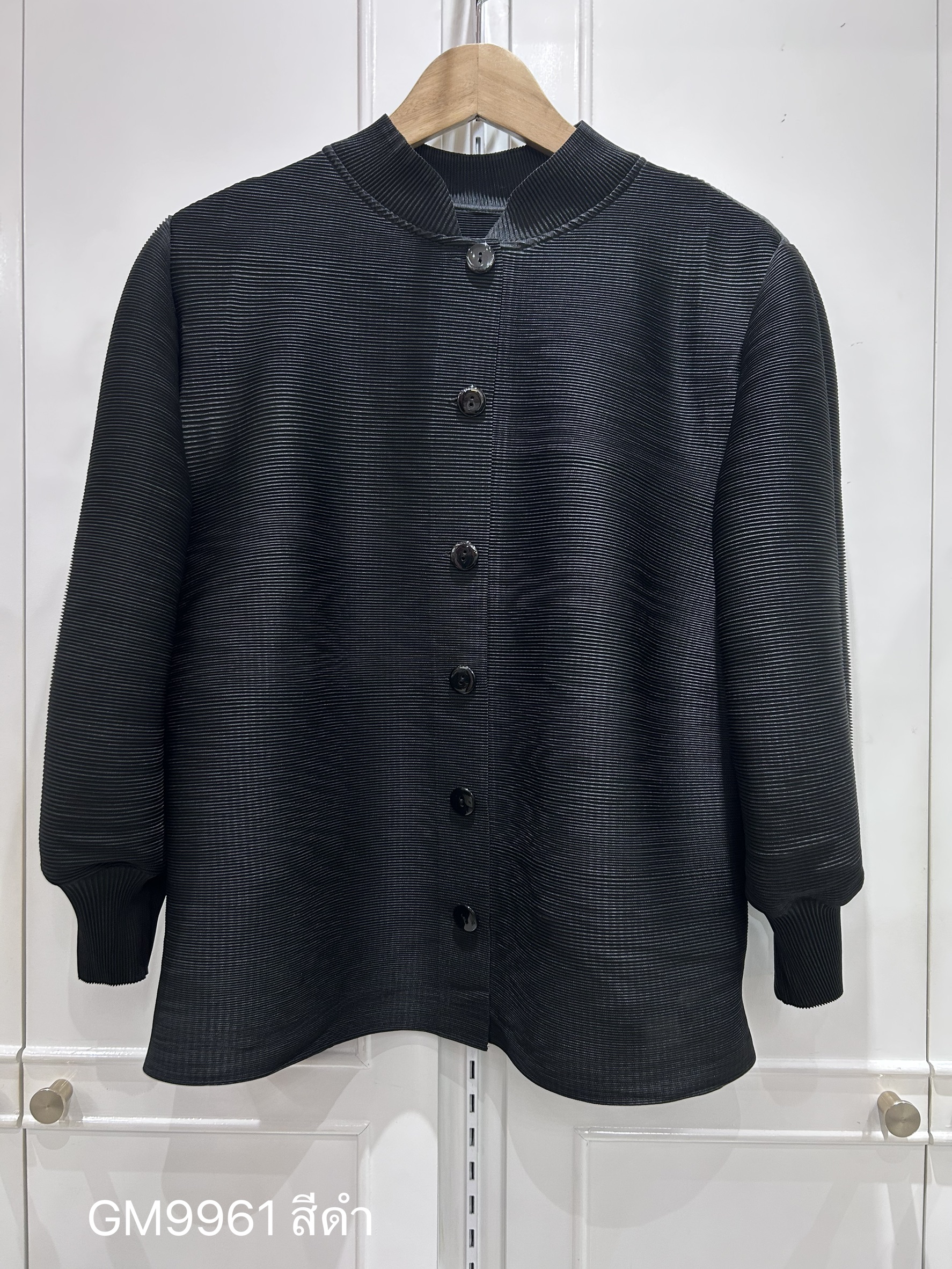 2MUAY GM9961 เสื้ออัดพลีทคอปกแมนดาริน กระดุมผ่าหน้า แขนจั๊ม MANDARIN CUFF SLEEVE PLEATED TOP 23 สี FREE SIZE