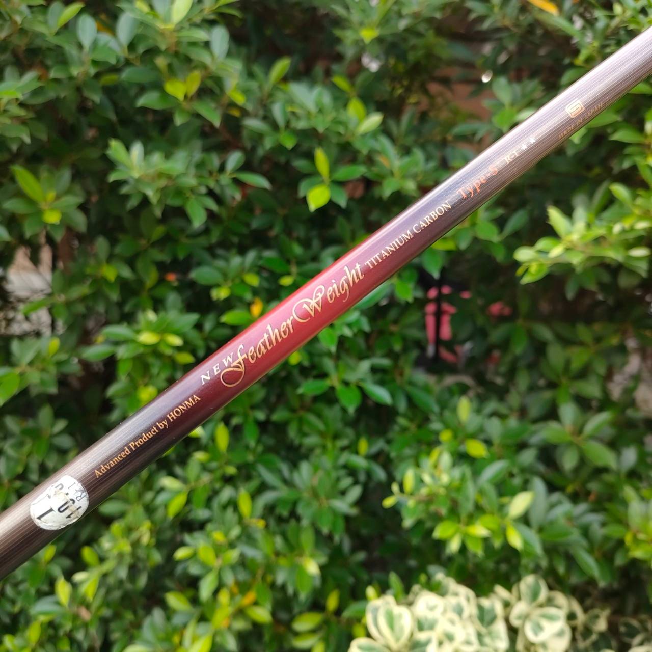 DRIVER HONMA LB-300 CC TITTANIUM HEAD องศา 10.5 ก้าน NEW FEATHER WEIGHT FLEX R-1 **ก้านระดับ 2 ดาว** ก้านดีสุดขีด!! เป็นหัว TITANIUM สุดพรีเมี่ยม!! ไม้กอล์ฟมือสอง ของแท้ BY NakaraLuxurious