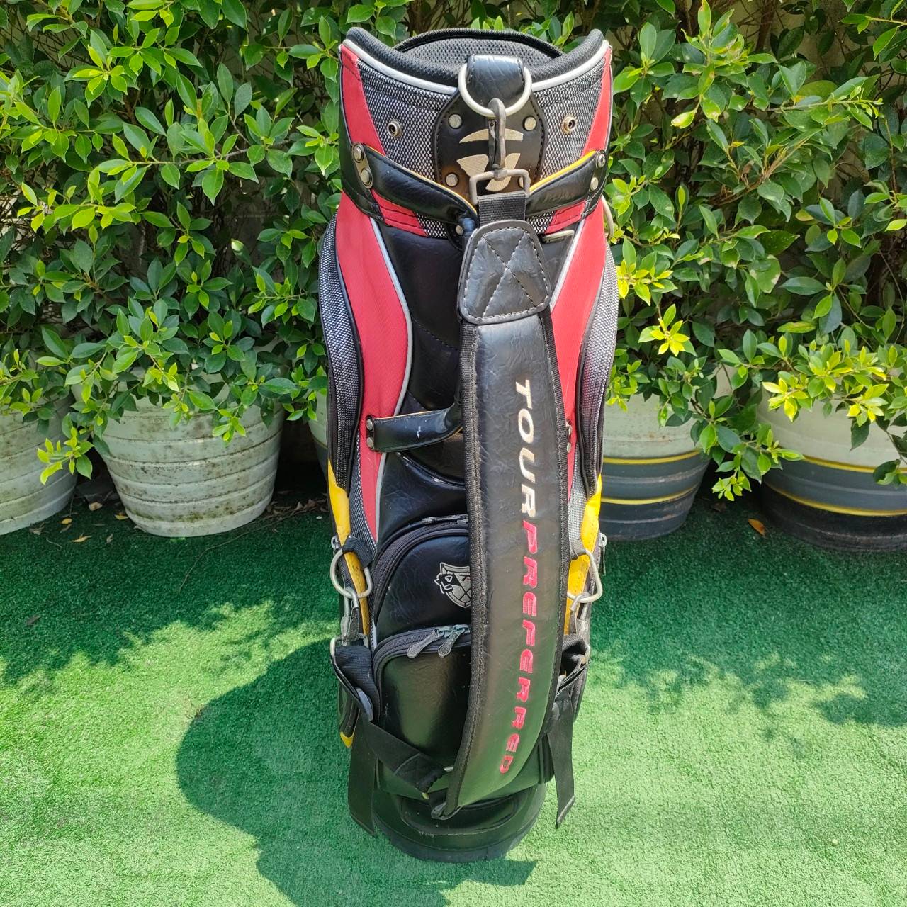 ถุงกอล์ฟ TAYLORMADE R5 HUNDRED SERIES มือสอง