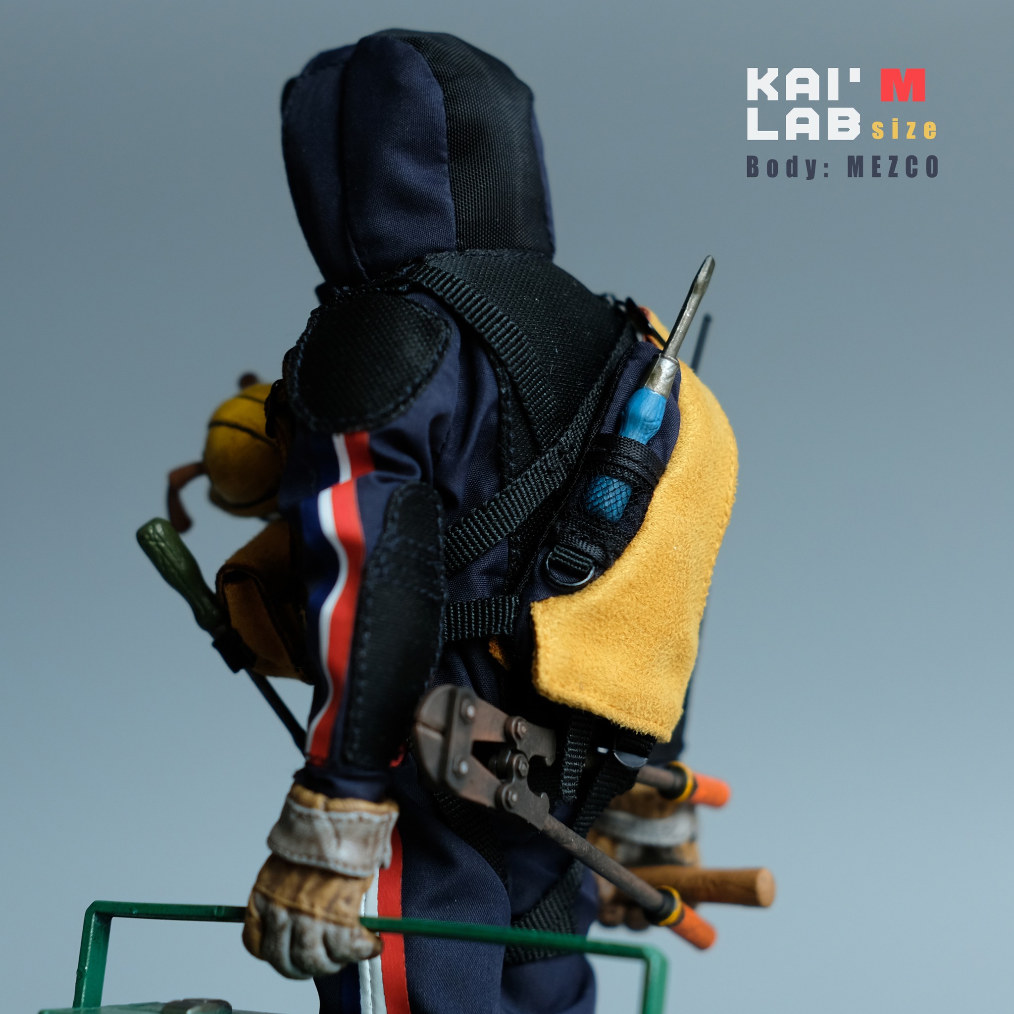 [สั่งจอง] Kai lab 1/12 : Death Stranding Delivery Boy Costume