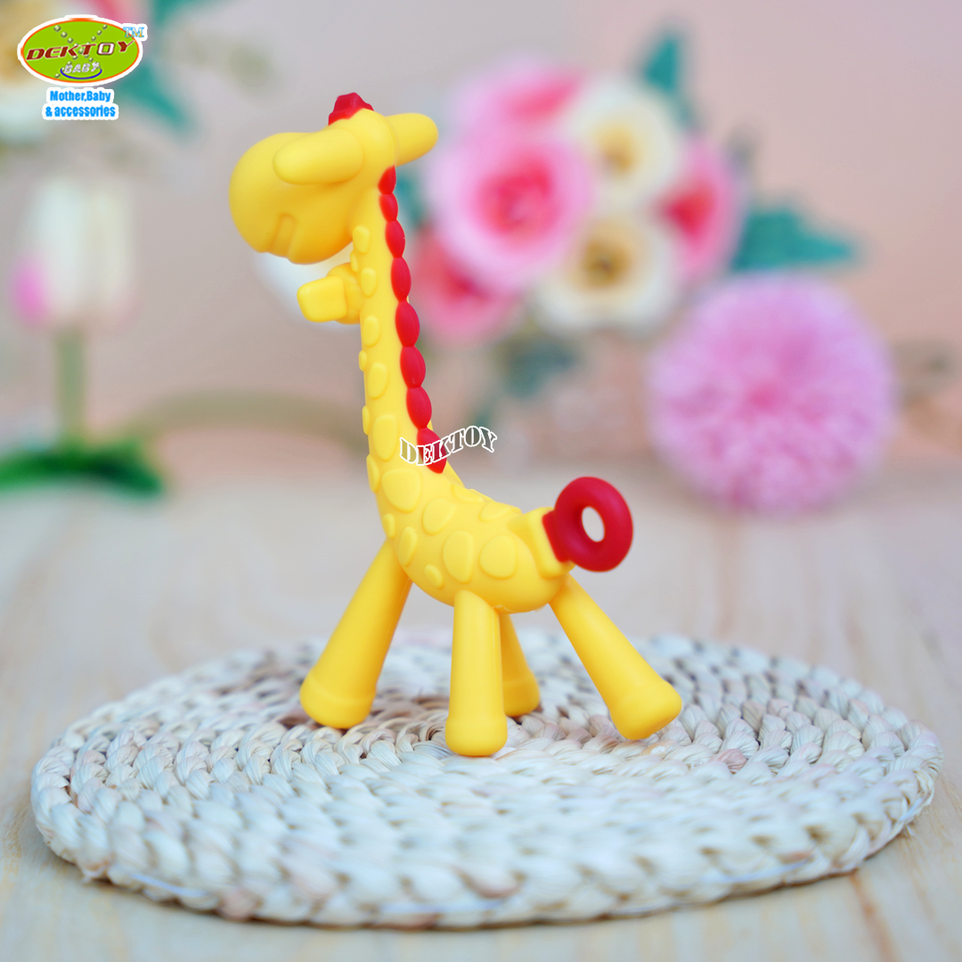 ยางกัดสำหรับเด็ก ยางกัดยีราฟ นึ่งอบได้ กล่องใส 6187A