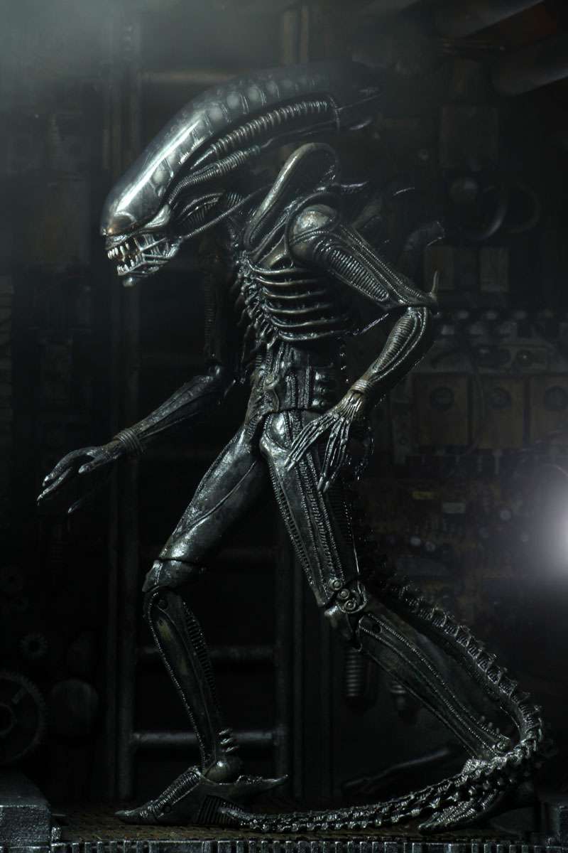 [สั่งจอง]Neca : Ultimate Alien Big Chap 40th Annniversary(9นิ้ว)