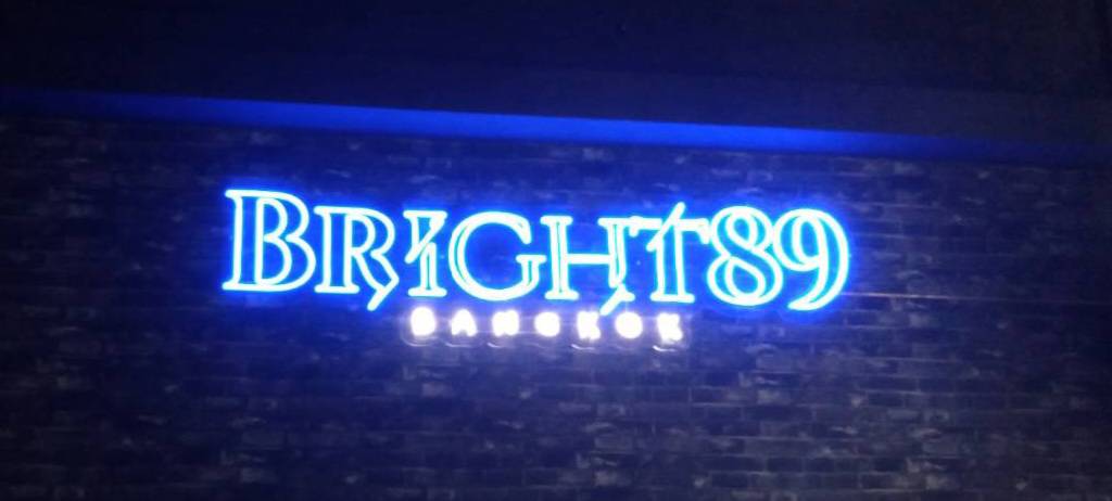 #ป้ายไฟนีออนดัดledอะคริลิคใสรองหลัง