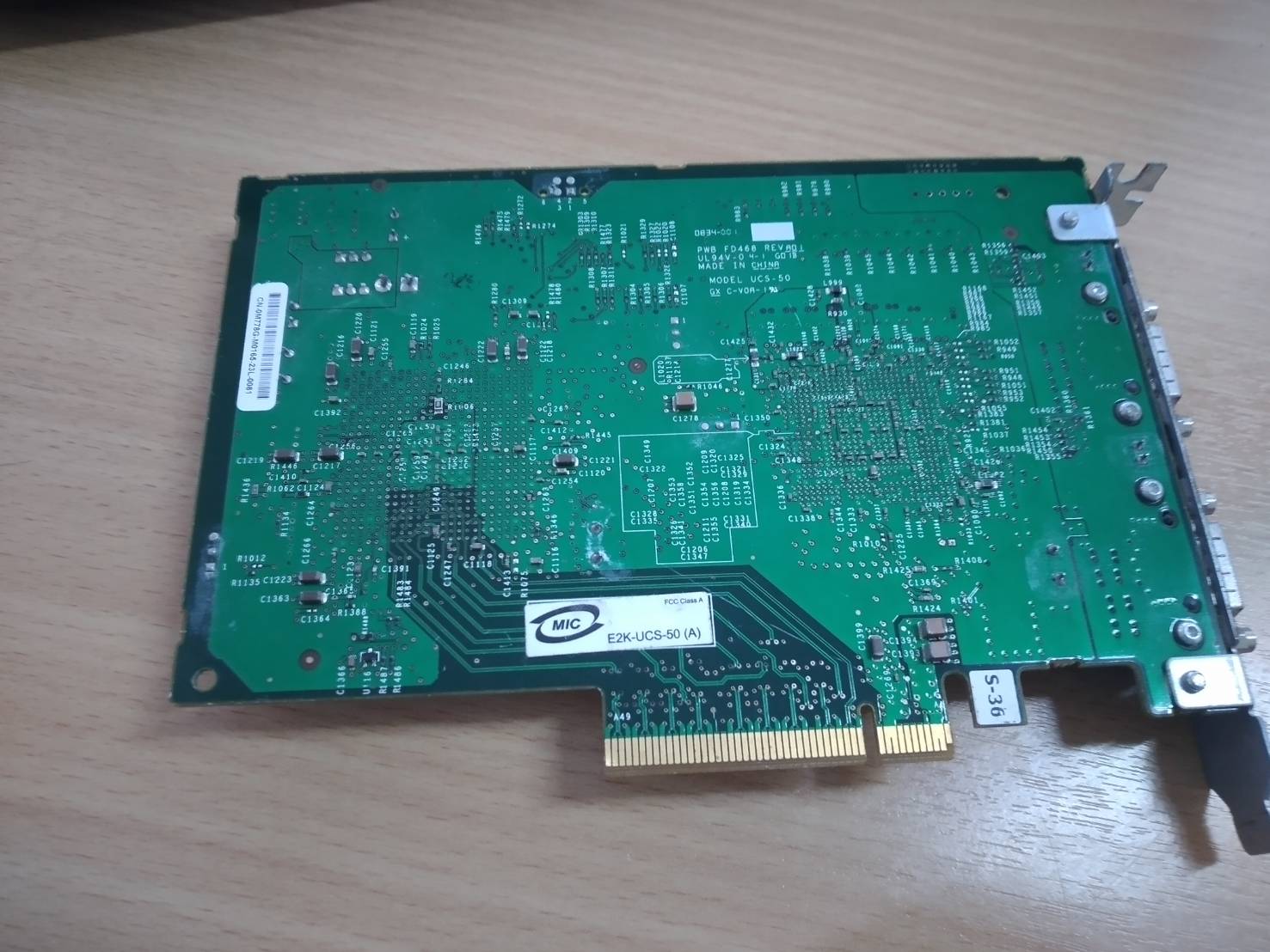 DELL POWEREDGE DUAL SAS 5/E DUAL PCI-E RAID CONTROLLER CARD FD467