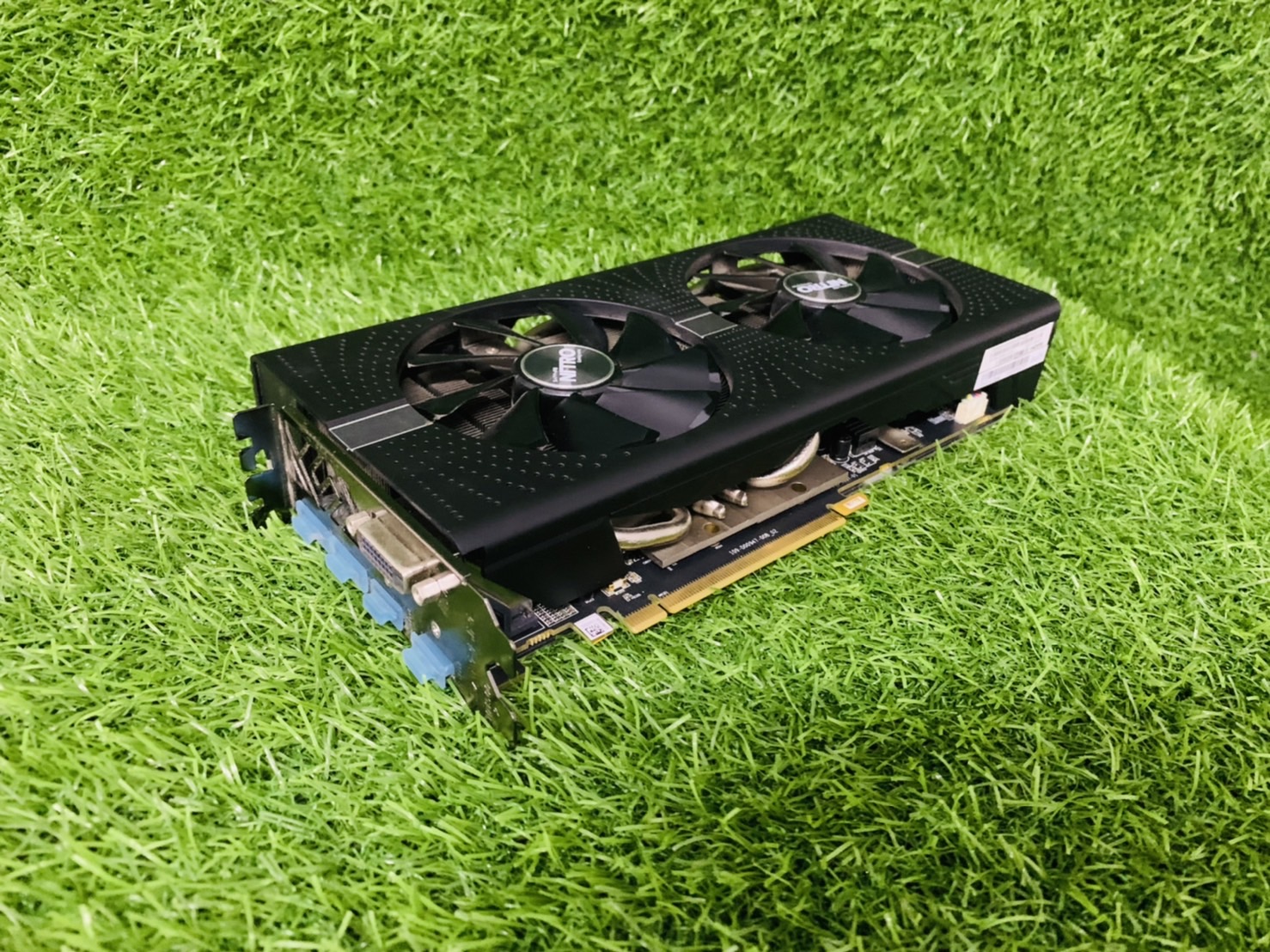 การ์ดจอ Sapphire RX580 4GB DDR5