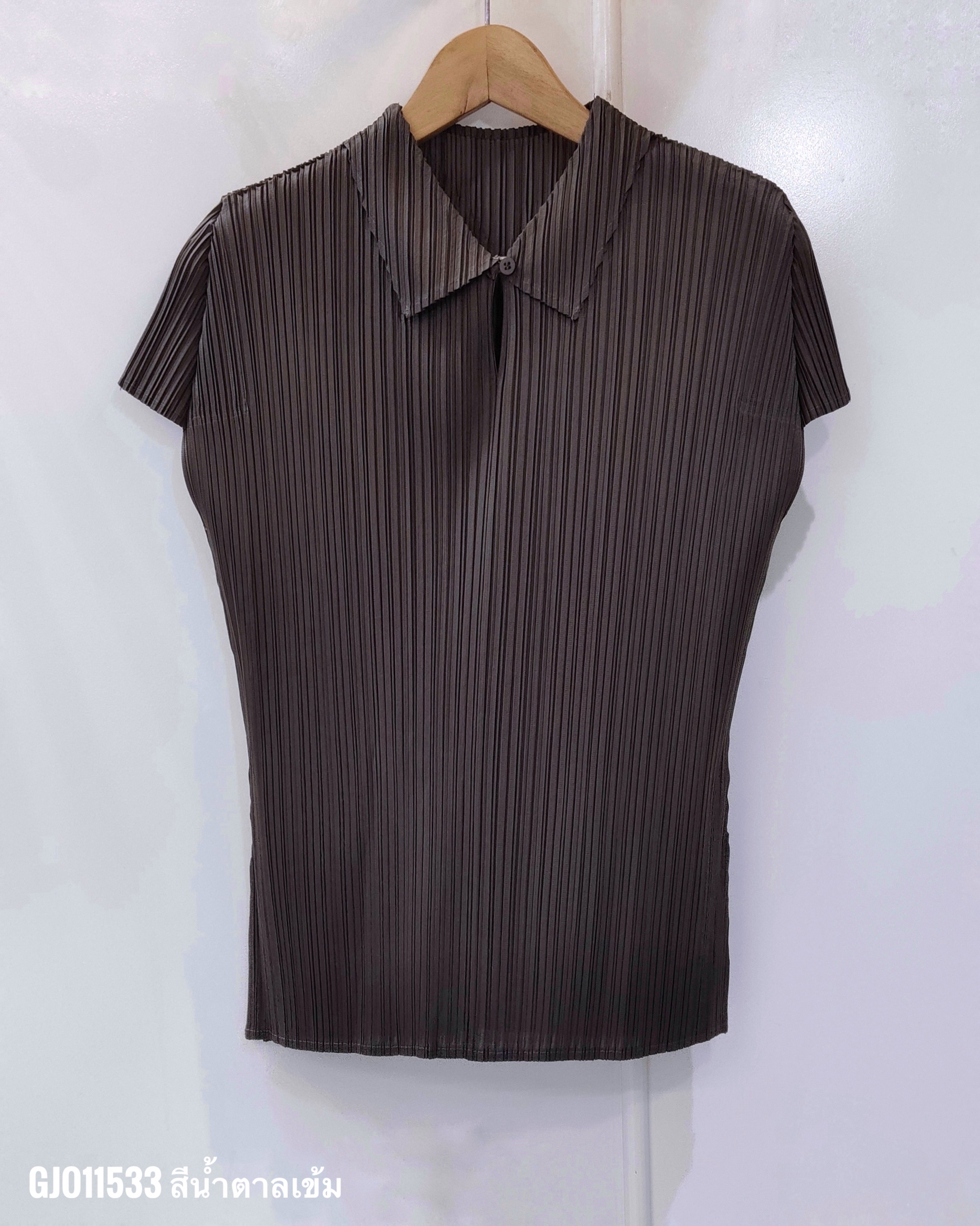 2MUAY รุ่น GJO11533 เสื้ออัดพลีท PLEATED MOCK COLLAR TOP 10 สี FREE SIZE
