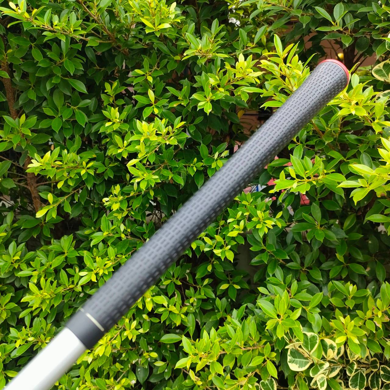 DRIVER TAYLORMADE R9 SUPERTRI องศา 10.5 ก้าน FUJIKURA MOTORE FLEX SR ก้านสุดพรีเมี่ยม เป็นรุ่นที่ดีที่สุด!!! ทั้งไกลและง่าย เสียงเพราะสนั่นหวั่นไหว ไขปรับได้ 3 จุด ไม้กอล์ฟมือสอง ของแท้ BY NakaraLuxurious