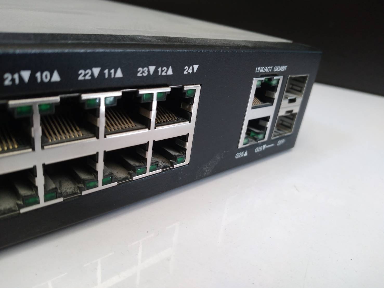 Cisco SG200-26 26-port Gigabit Smart Switch