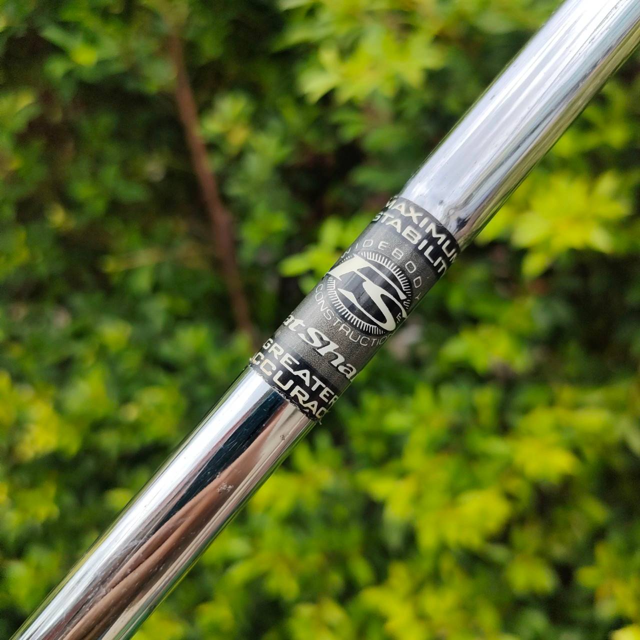 PUTTER WILSON FATSHAFT ความยาว 35 นิ้ว ก้านอ้วน ก้านทำให้ลดการสั่นได้เยอะมาก อินเซิร์ท ทองแดงขัด ทำให้ได้ฟีลมาก พัตต์แบบเกาะไลน์สุดๆ และให้ความรู้สึกดีมาก