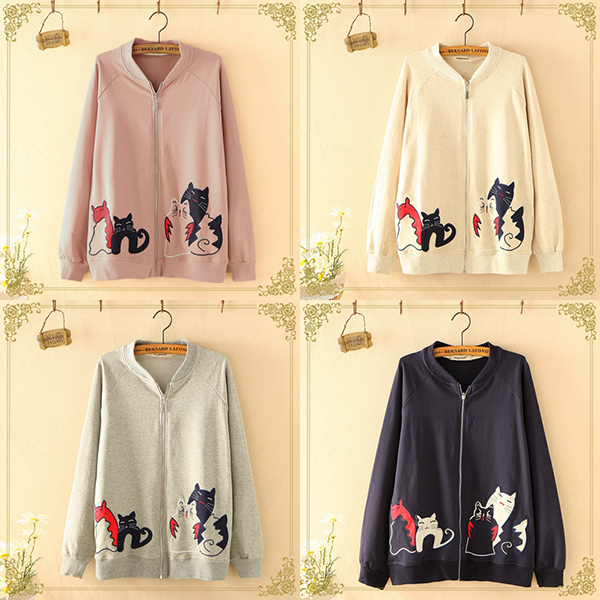 [SALE] เสื้อแจ็คเก็ตกันหนาววิจเทจ ปักลายแมว แต่งกระเป๋าคู่-12310